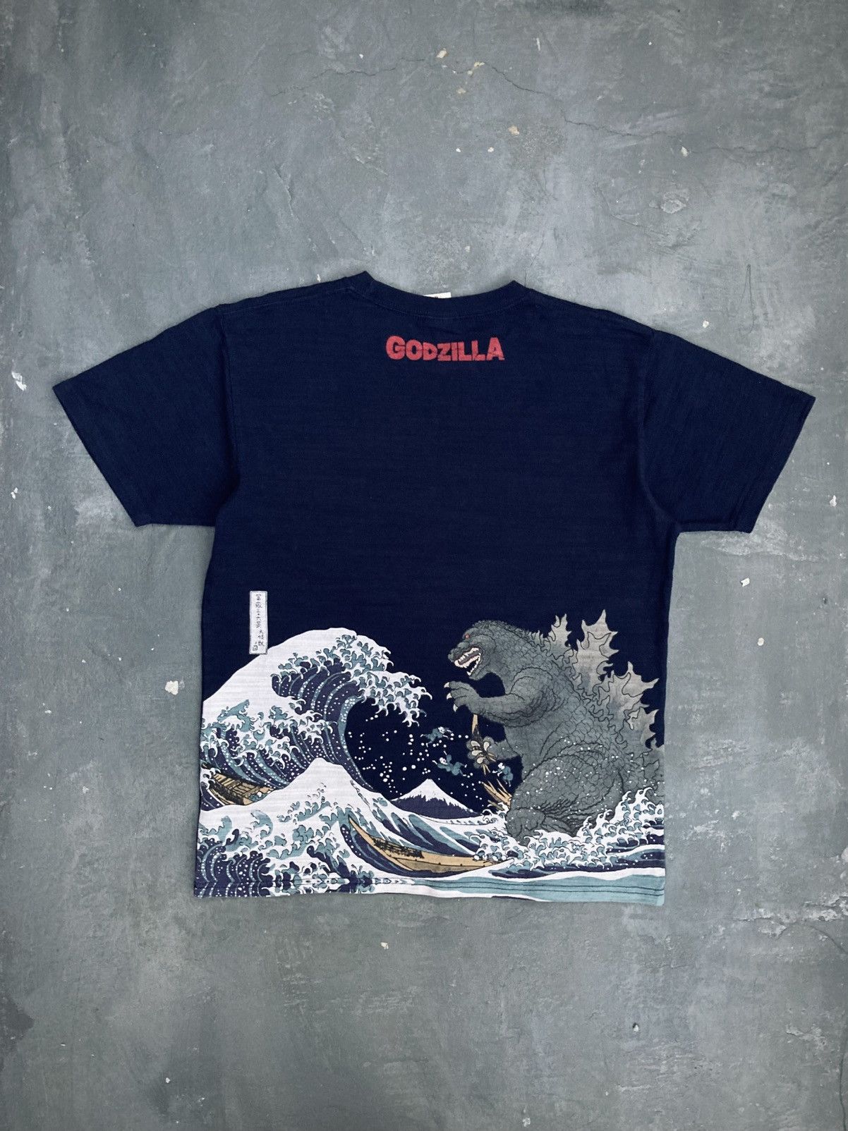 Japanese Brand × Vintage Vintage 2000s Godzilla Tee Size US M / EU 48-50 / 2 - 1 Thumbnail