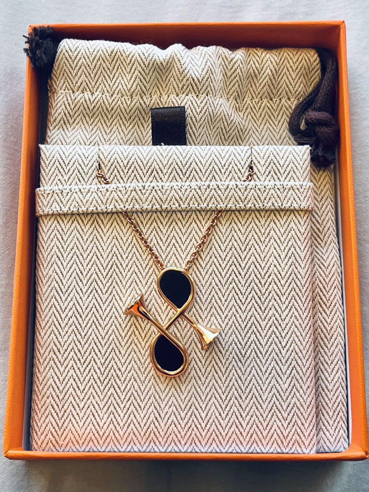 Hermes Near NEW beautiful Hermes Cor H pendant Size ONE SIZE - 2 Thumbnail