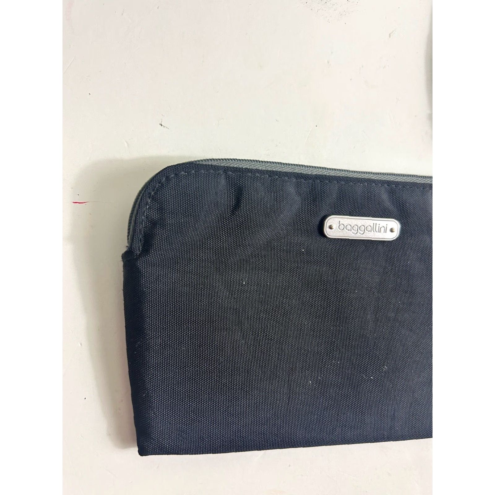 Vintage Baggallini Wallet Wristlet Clutch RFID Travel Black 7.5” x 4.5” Zip Pockets Women Wallet Wristlet - Black RFID Travel Clutch Size ONE SIZE - 2 Thumbnail