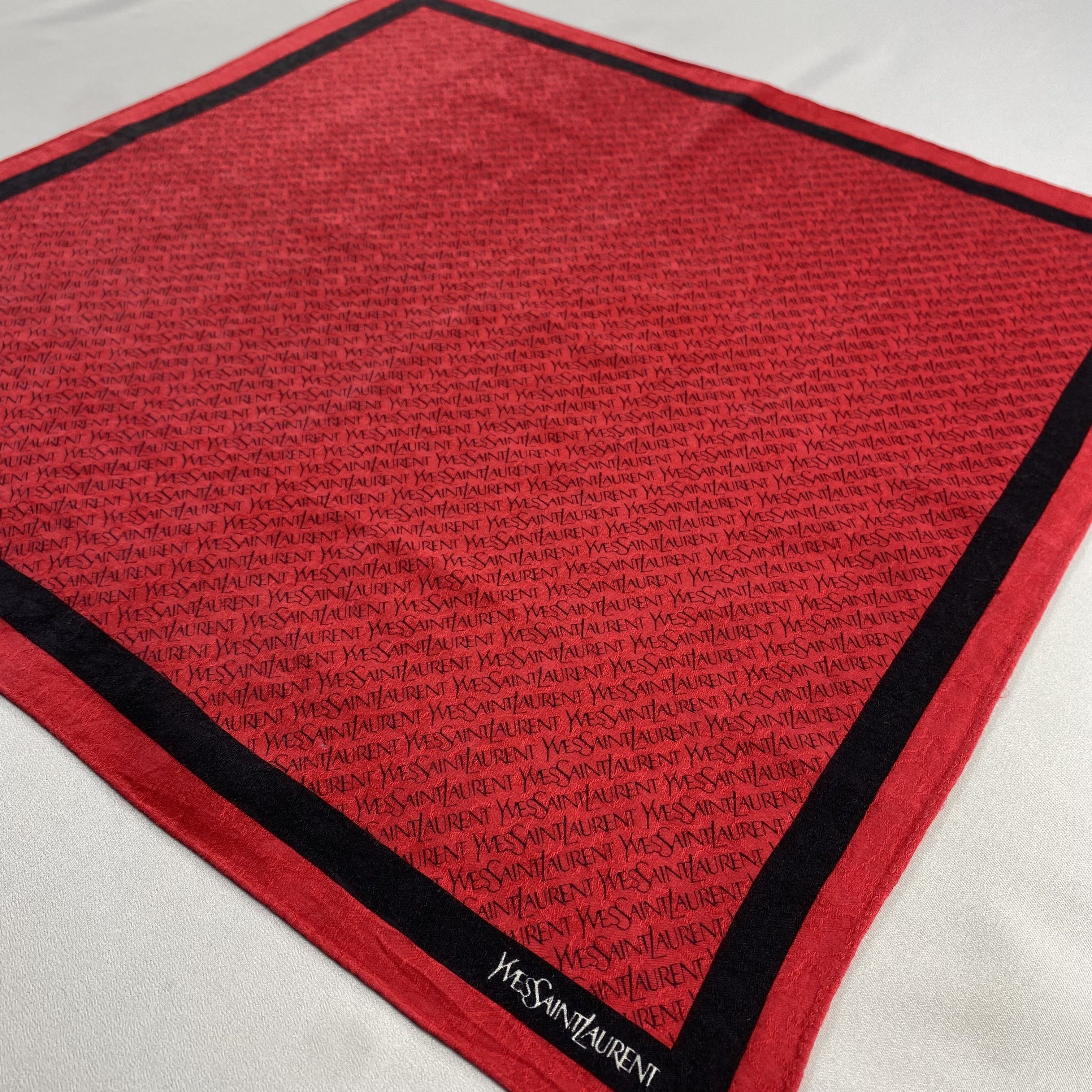 Vintage Yves Saint Laurent Bandana/ Handkerchief / Neckerchief-P1749 Size ONE SIZE - 2 Thumbnail