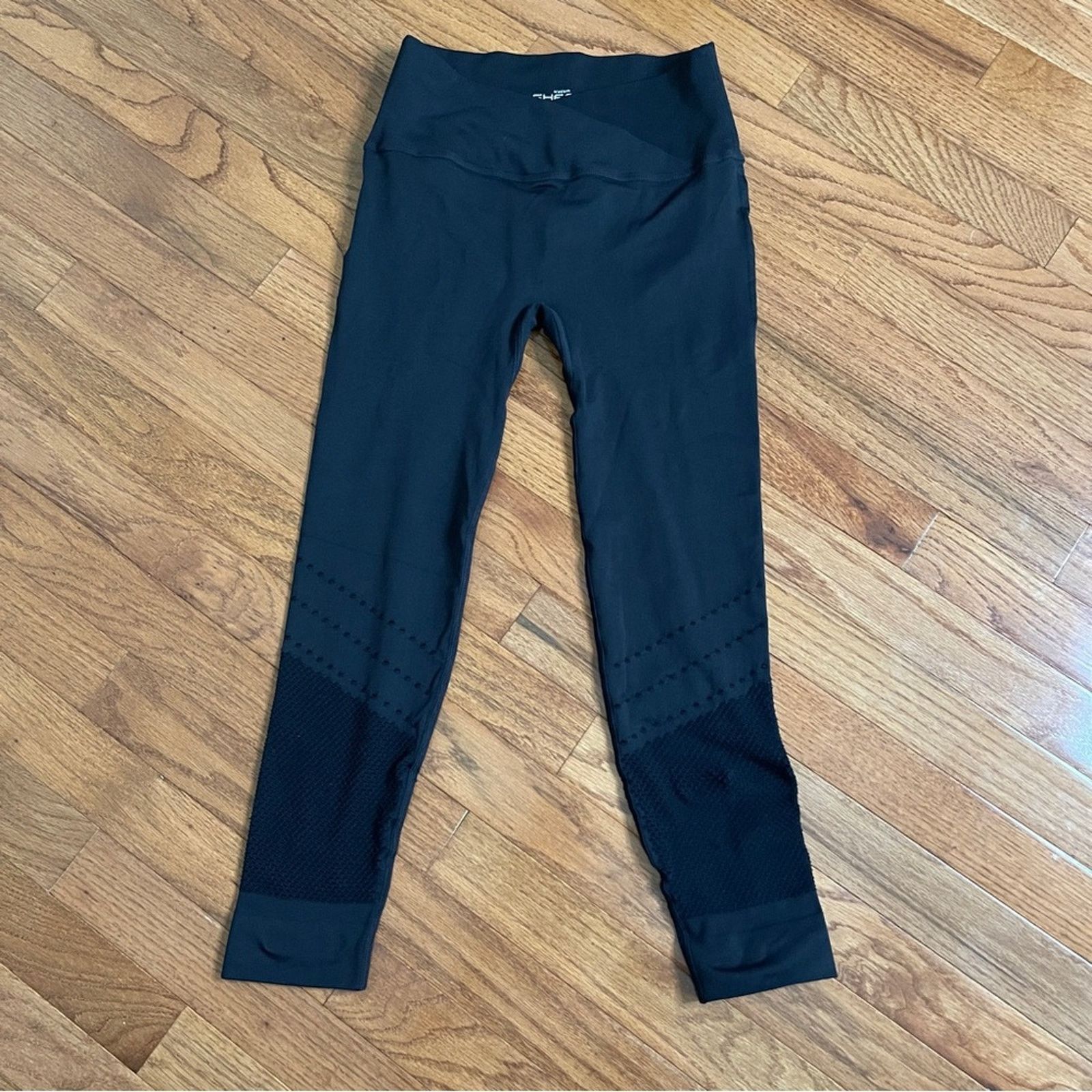 Other SHEFIT Boss Luxe Seamless Athletic Mesh Leggings Size 24" / US 00 / IT 34 - 1 Thumbnail