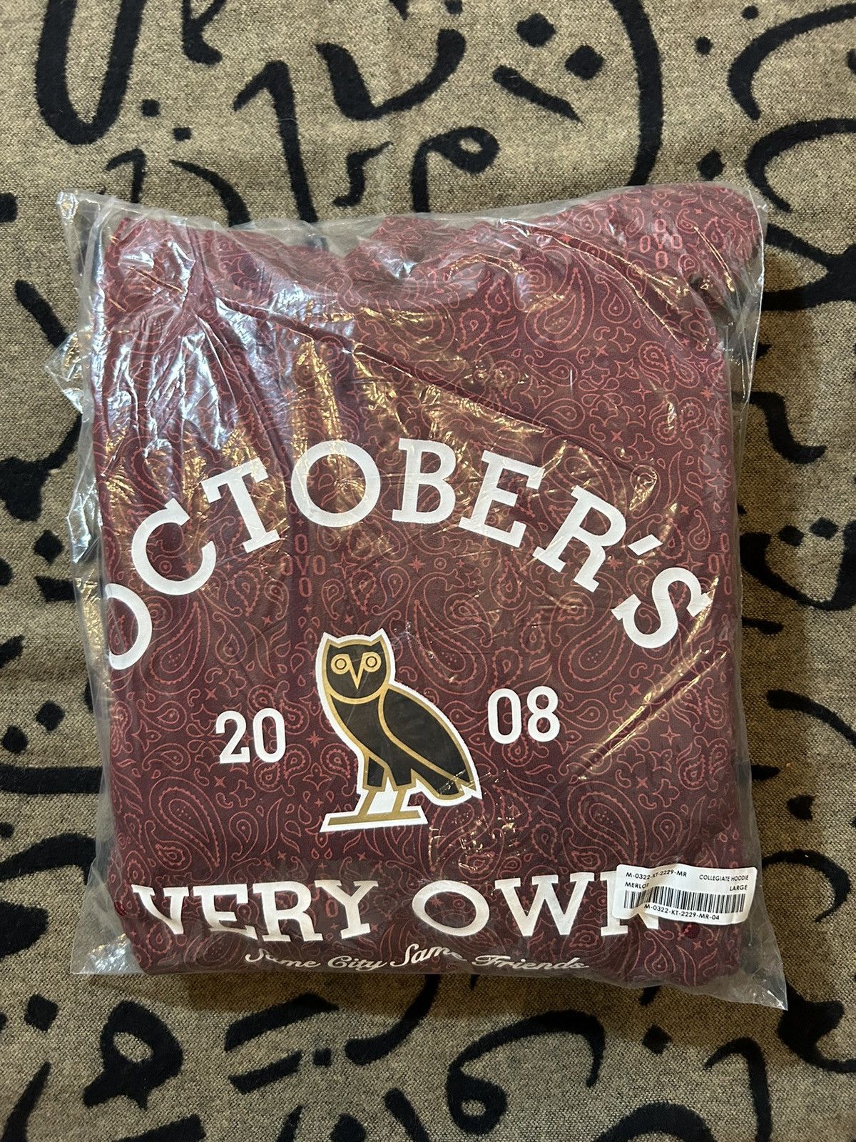 October's Very Own OVO COLLEGIATE HOODIE Size US L / EU 52-54 / 3 - 7 Thumbnail