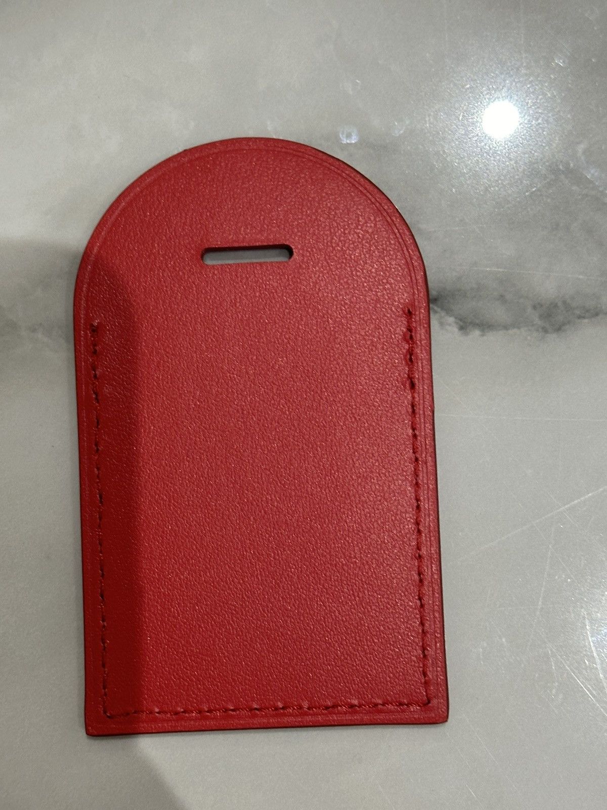 Louis Vuitton Louis Vuitton x NBA Leather luggage Name tag Size ONE SIZE - 3 Thumbnail