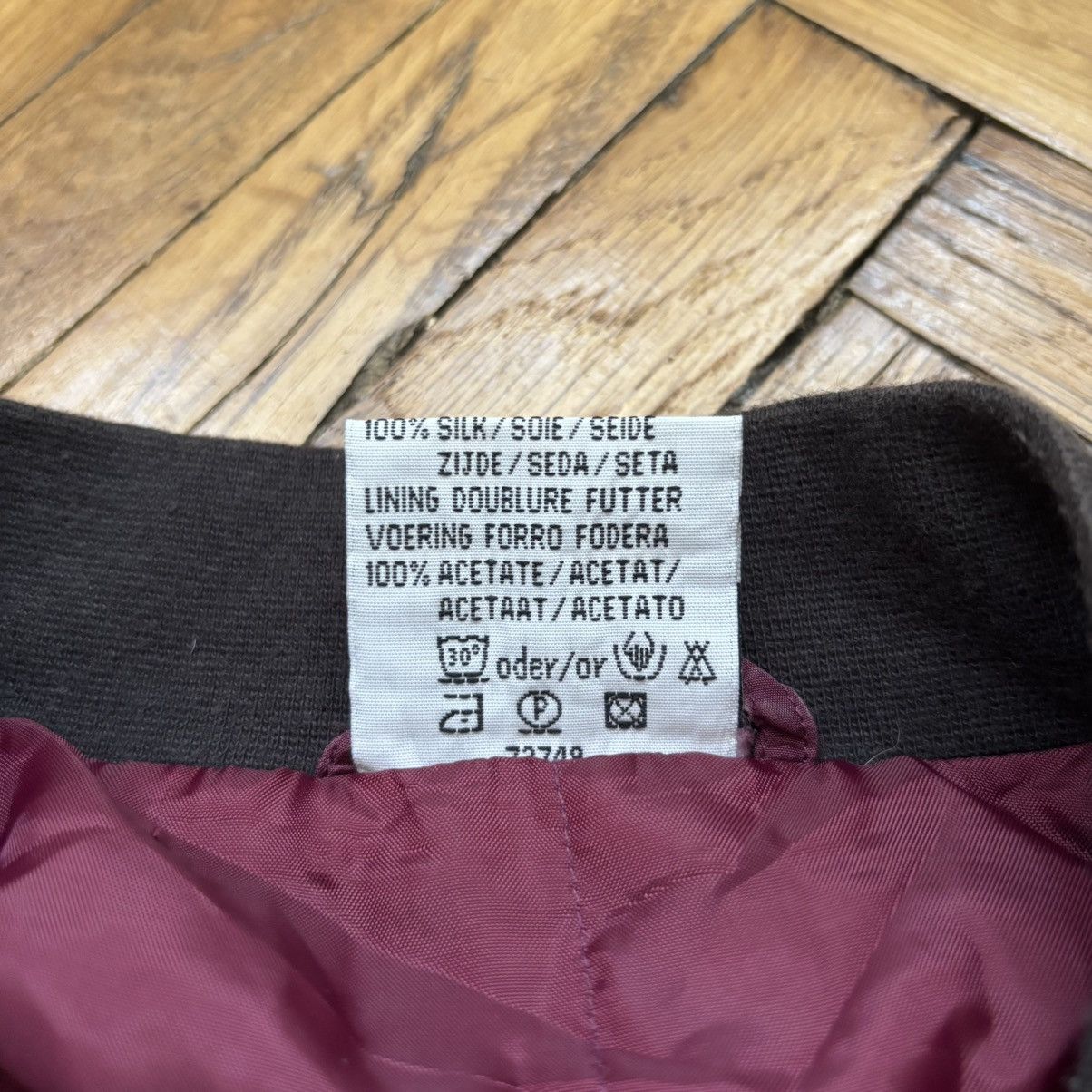 Vintage Vintage 90’s Silk Bomber Jacket Size US M / EU 48-50 / 2 - 4 Thumbnail