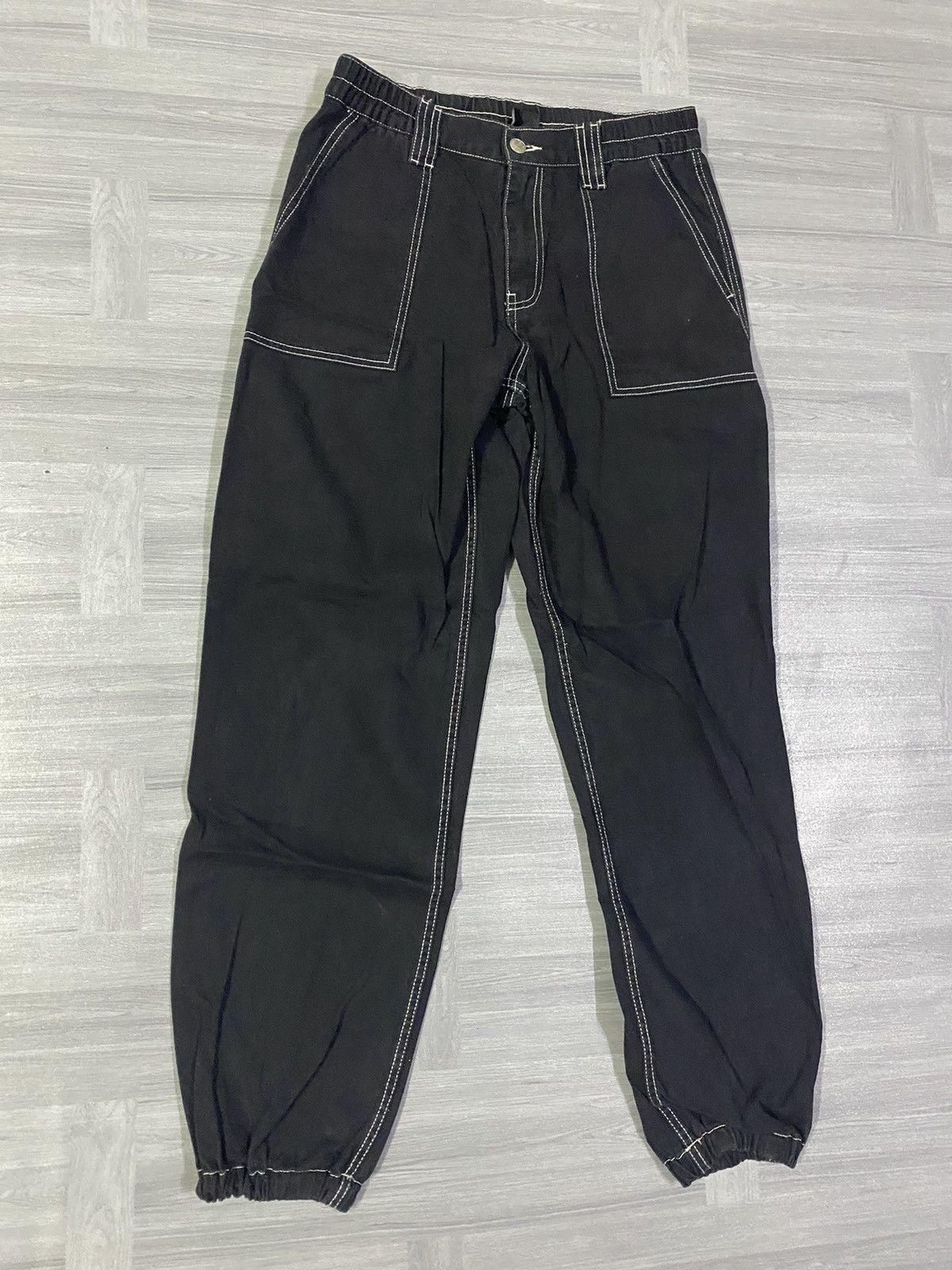 Santa Cruz Skateboards Santa Cruz Y2K Black Skate Cargo Style Elasticated Cuffs Size US 30 / EU 46 - 11 Thumbnail