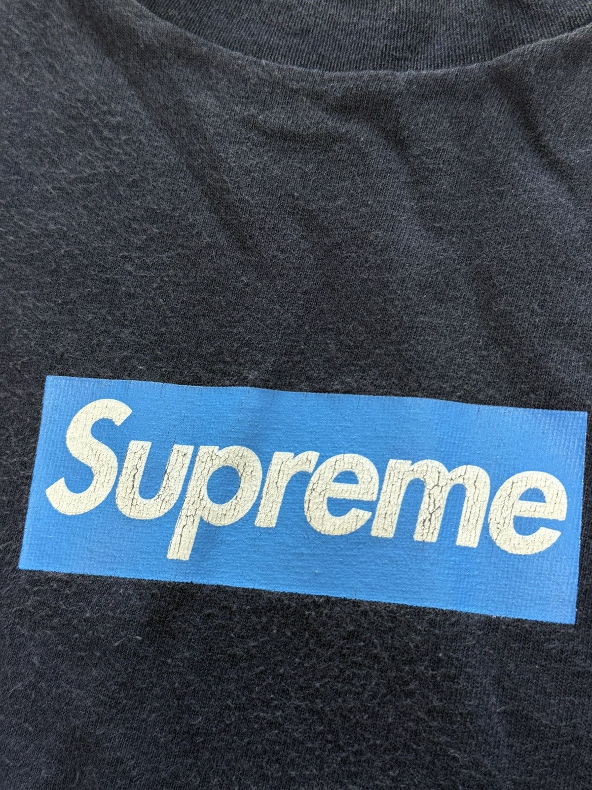 Supreme Supreme 2006 ice blue on navy box logo tee T-shirt Size US L / EU 52-54 / 3 - 2 Thumbnail