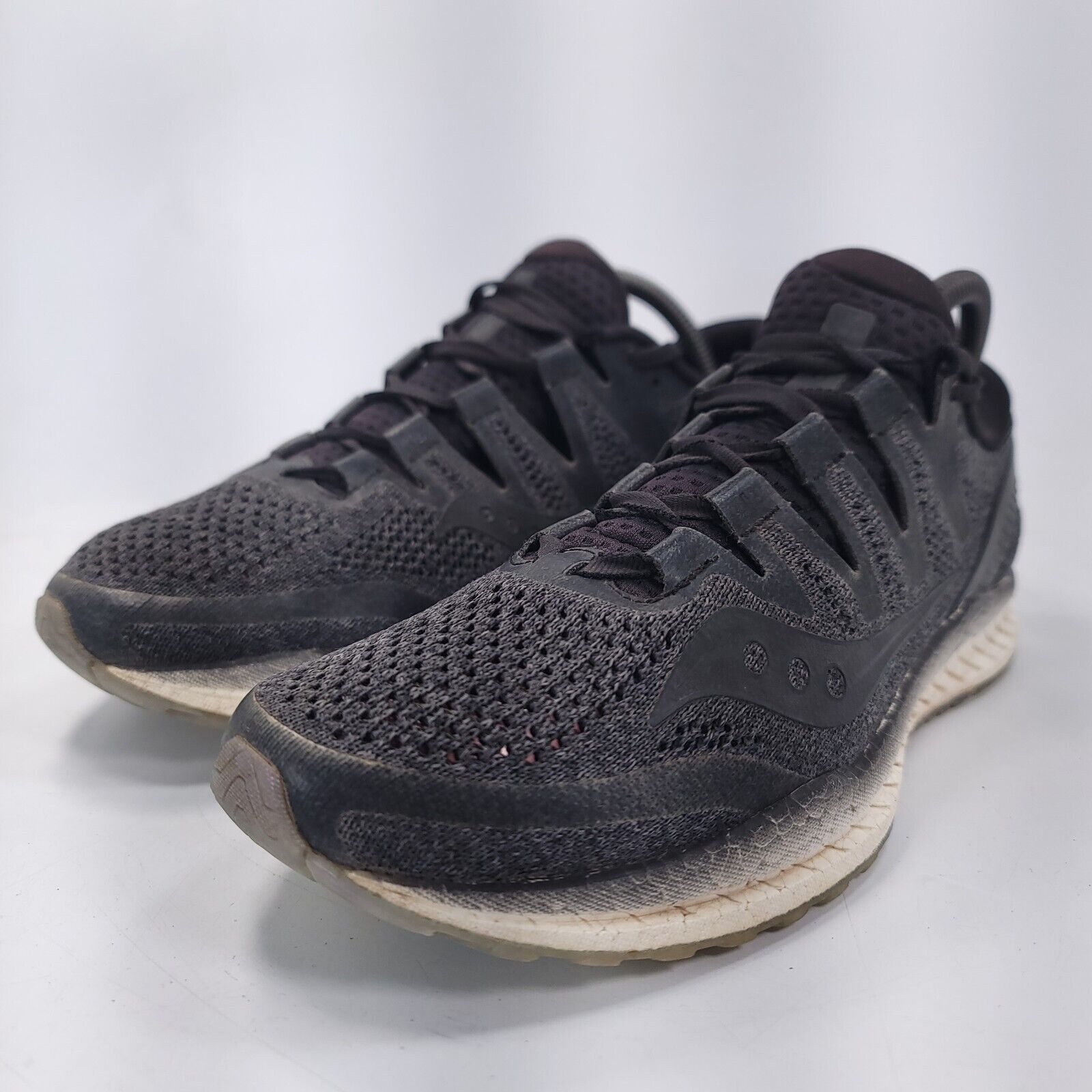 Saucony Saucony Freedom ISO 2 Shoe Women Size 9 S10440-1 Black White Size US 9 / IT 39 - 1 Thumbnail
