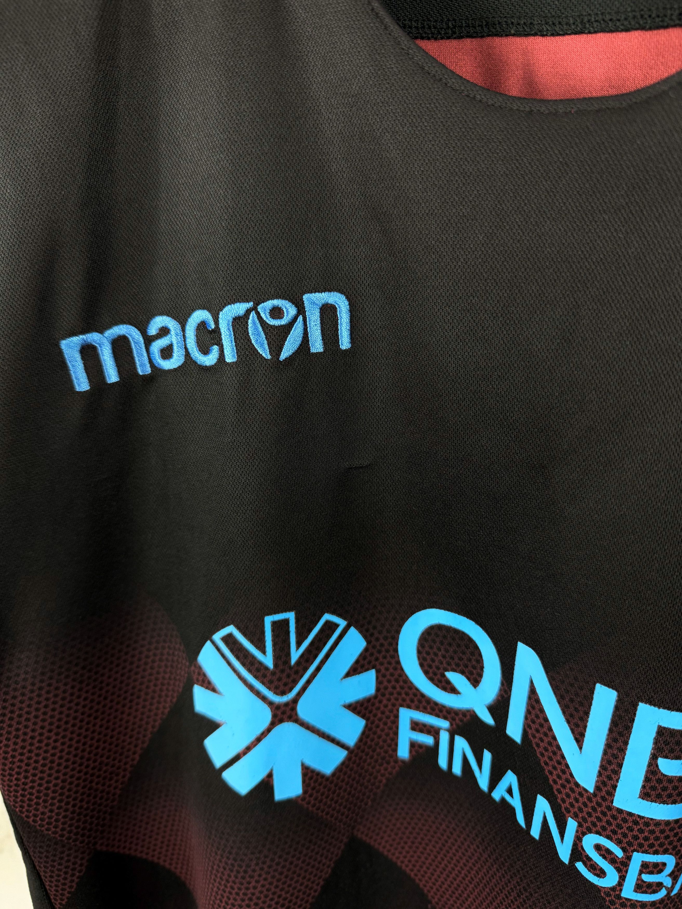 Macron Macron Trabzonspor #17 Burak Jersey 18 - 19 Season Third Size US XL / EU 56 / 4 - 8 Thumbnail