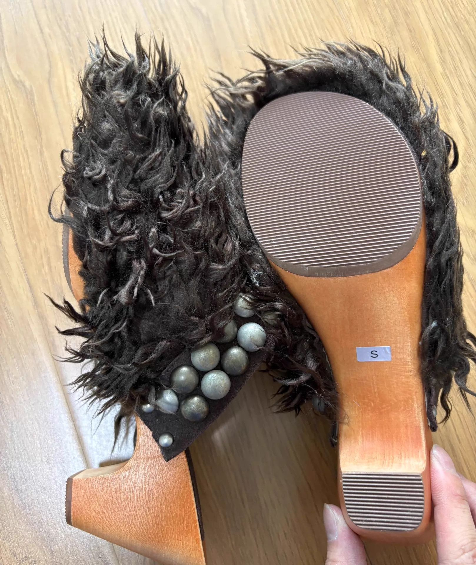 Sunao Kuwahara sunao kuwahara vintage studs fur shoes size S 230-240 Size US 6 / IT 36 - 8 Thumbnail