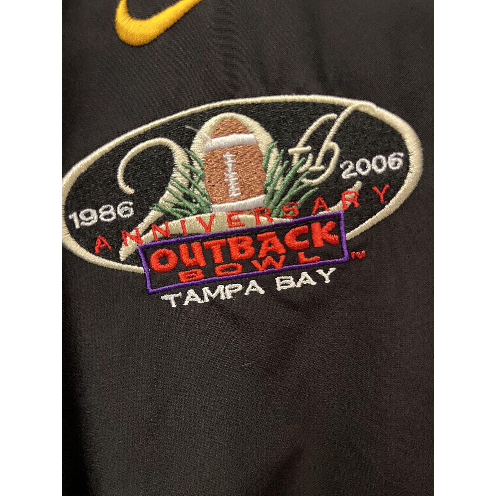 Nike IOWA HAWKEYES OUTBACK BOWL Player Nike Jacket Men’s Size XXL Size US XXL / EU 58 / 5 - 12 Thumbnail