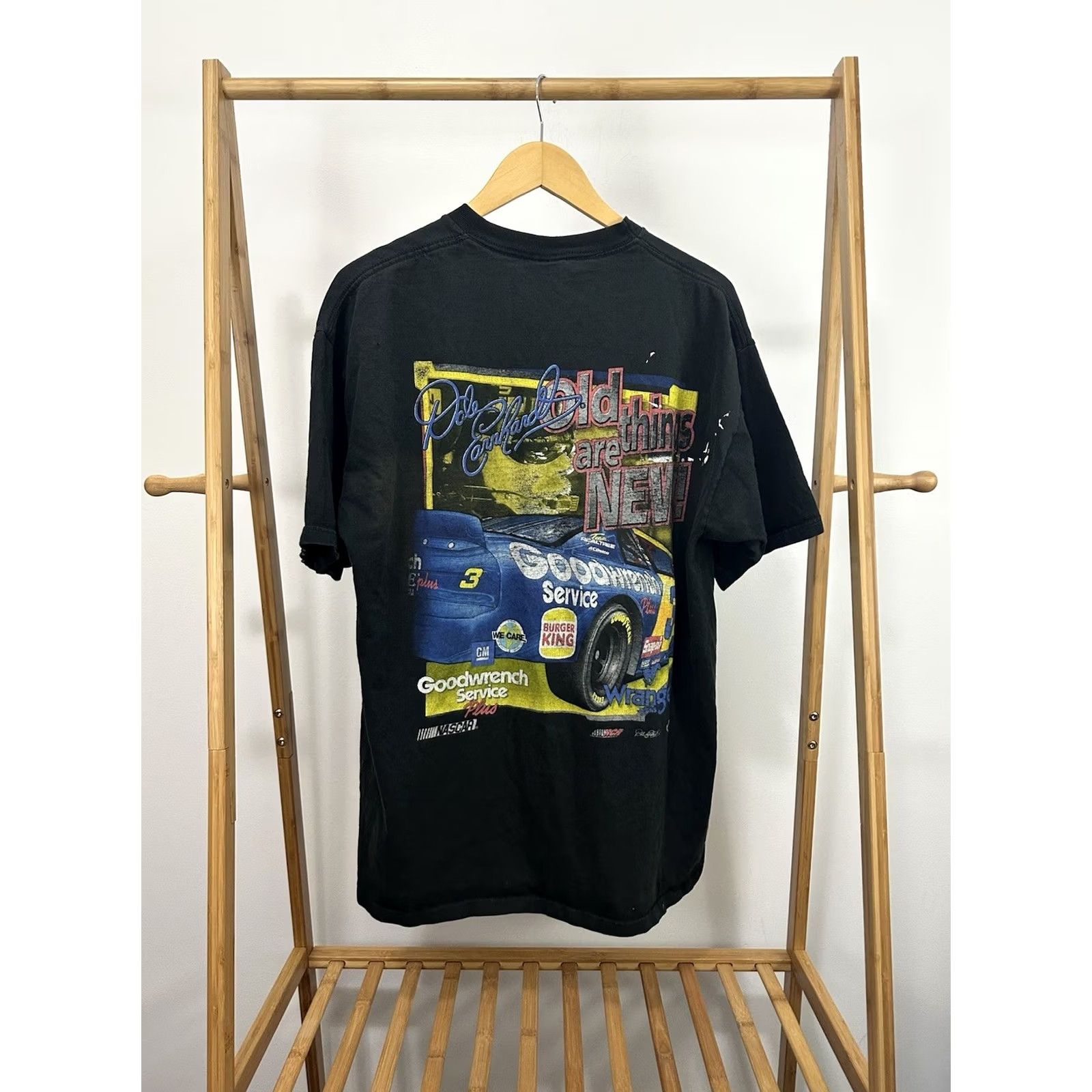 Chase Authentics VINTAGE Chase Authentics Wrangler Dale Earnhardt Nascar Goodwrench Faded Worn Black T-Shirt L Mens NASCAR Shirt Size US L / EU 52-54 / 3 - 2 Thumbnail