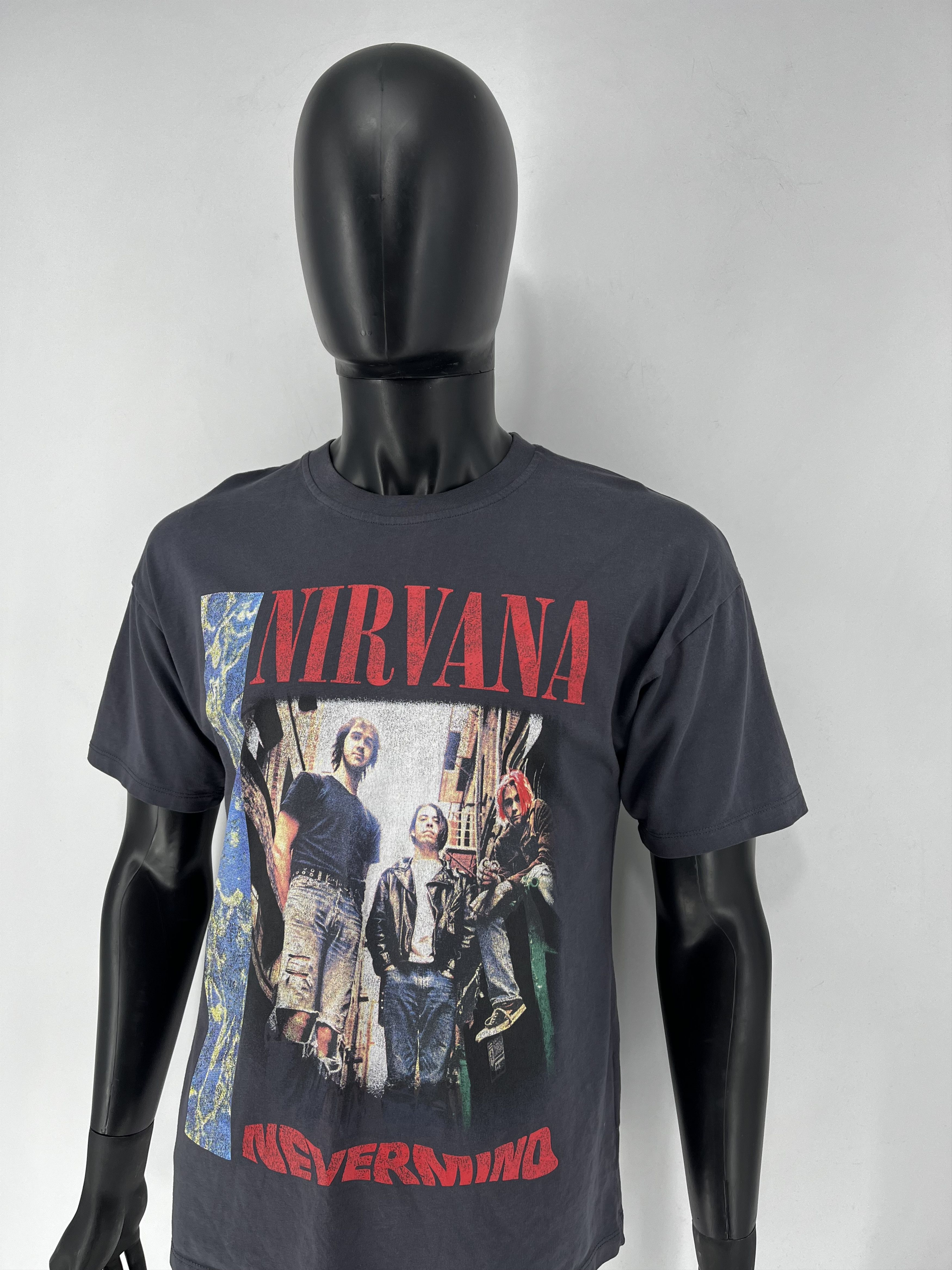 Band Tees × Vintage Vintage Y2K Nirvana Kurt Cobain Tee Print Band Tour Rock Size US XS / EU 42 / 0 - 12 Thumbnail