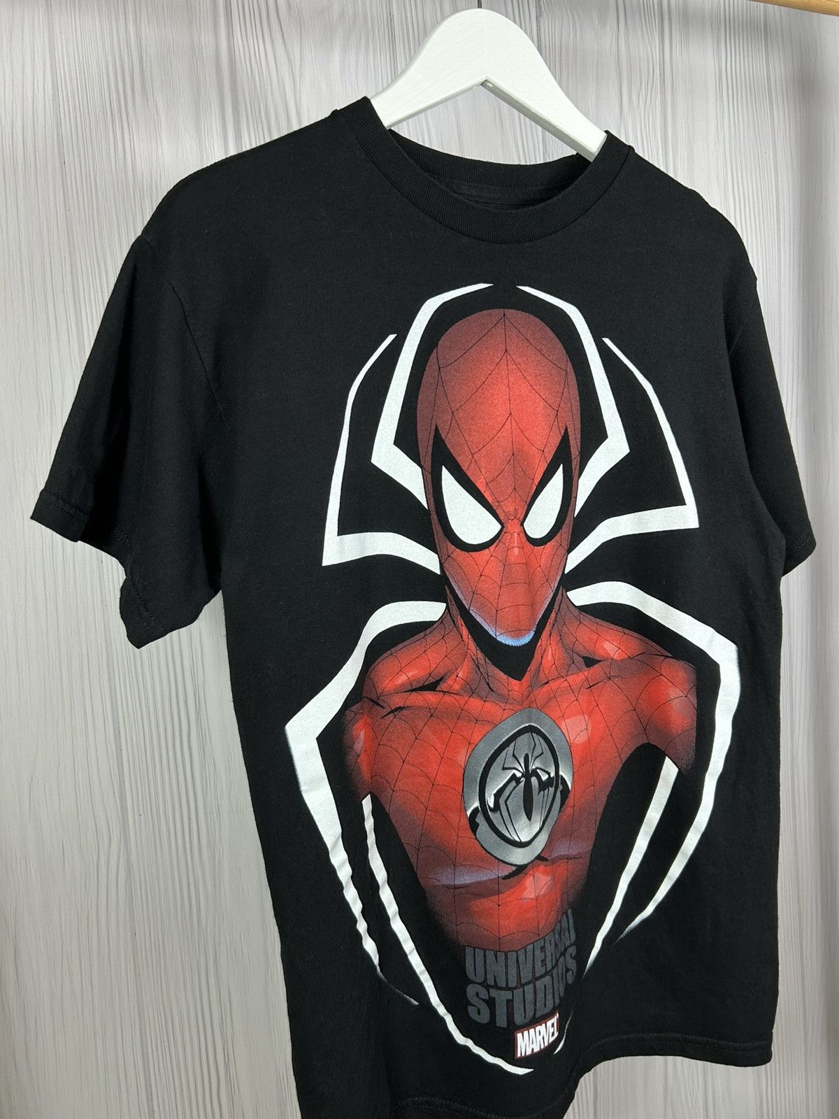 Universal Studios Spider Man AOP Marvel Universal Studios T-Shirt Size M Size US M / EU 48-50 / 2 - 2 Thumbnail