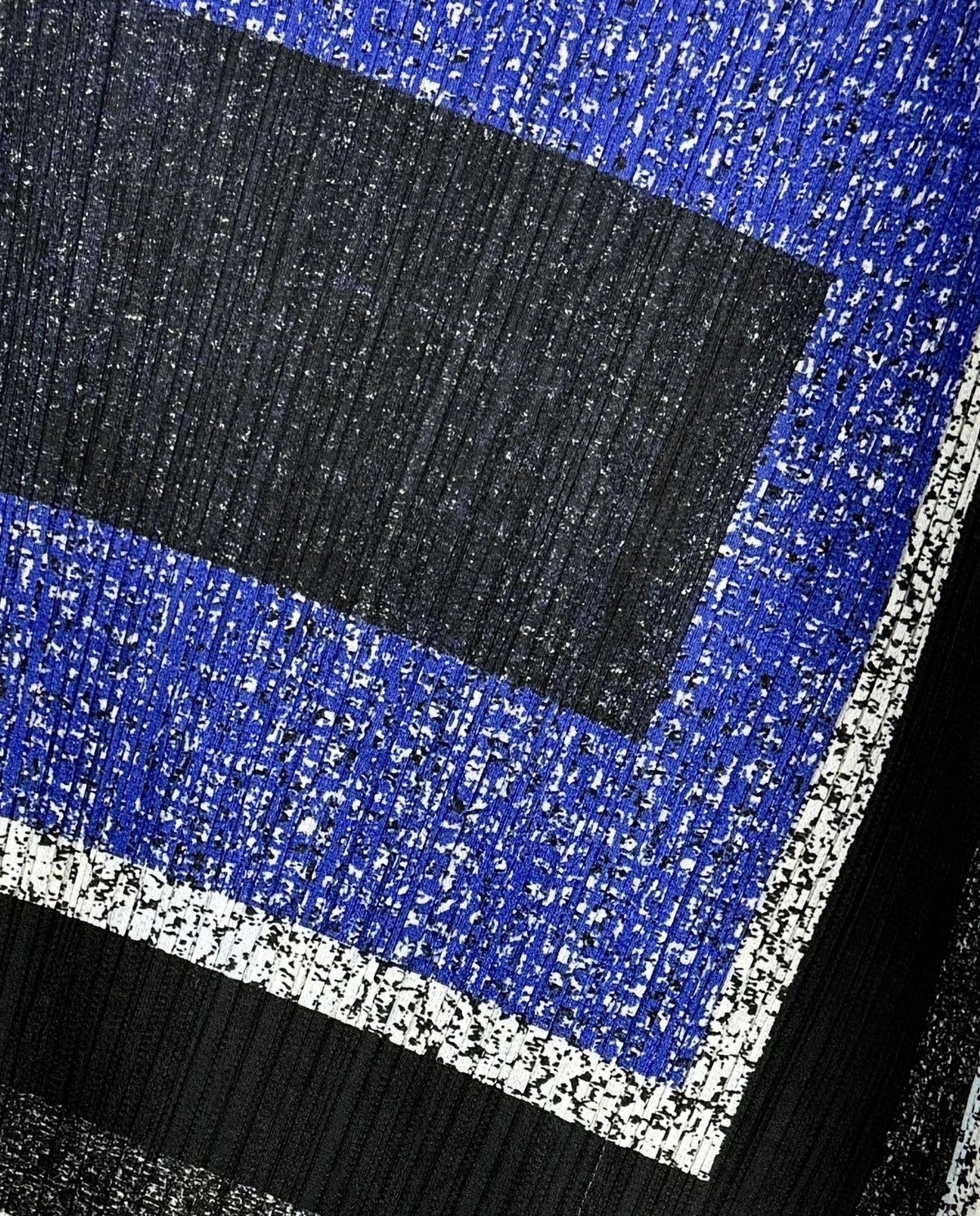 Pleats Please Issey Miyake Aoyama Limited Blue Square Pleated Top Size XXL / US 16-18 / IT 52-54 - 2 Thumbnail