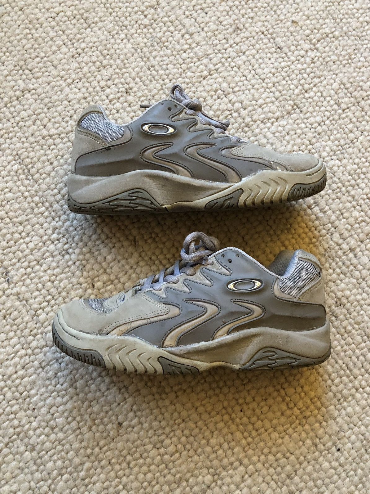 image of Oakley Red Code 0.4 Shoes in Grey, Men's (Size 7.5)