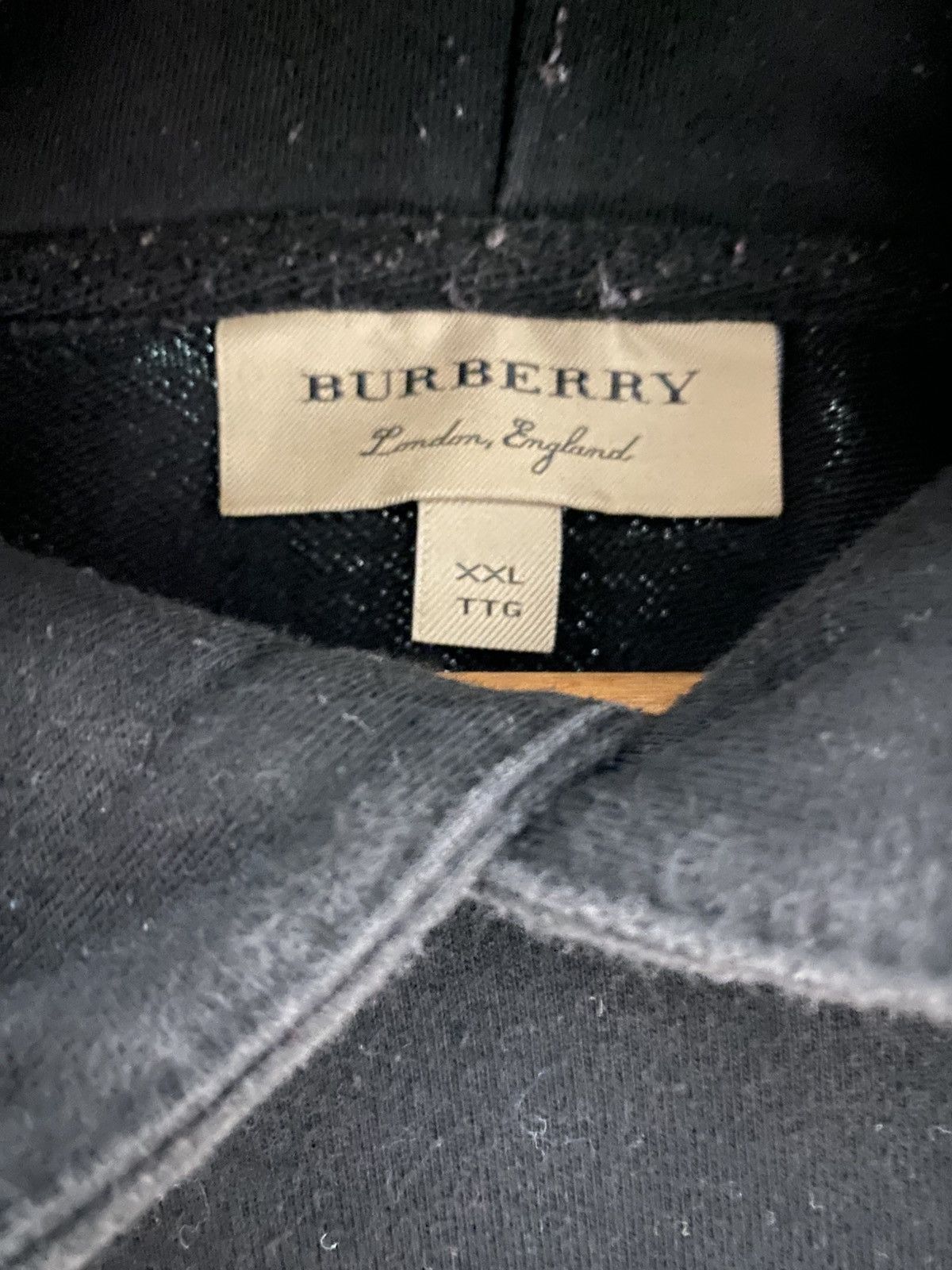 Burberry Burberry Hoodies big logo (code:D) Size US M / EU 48-50 / 2 - 5 Thumbnail
