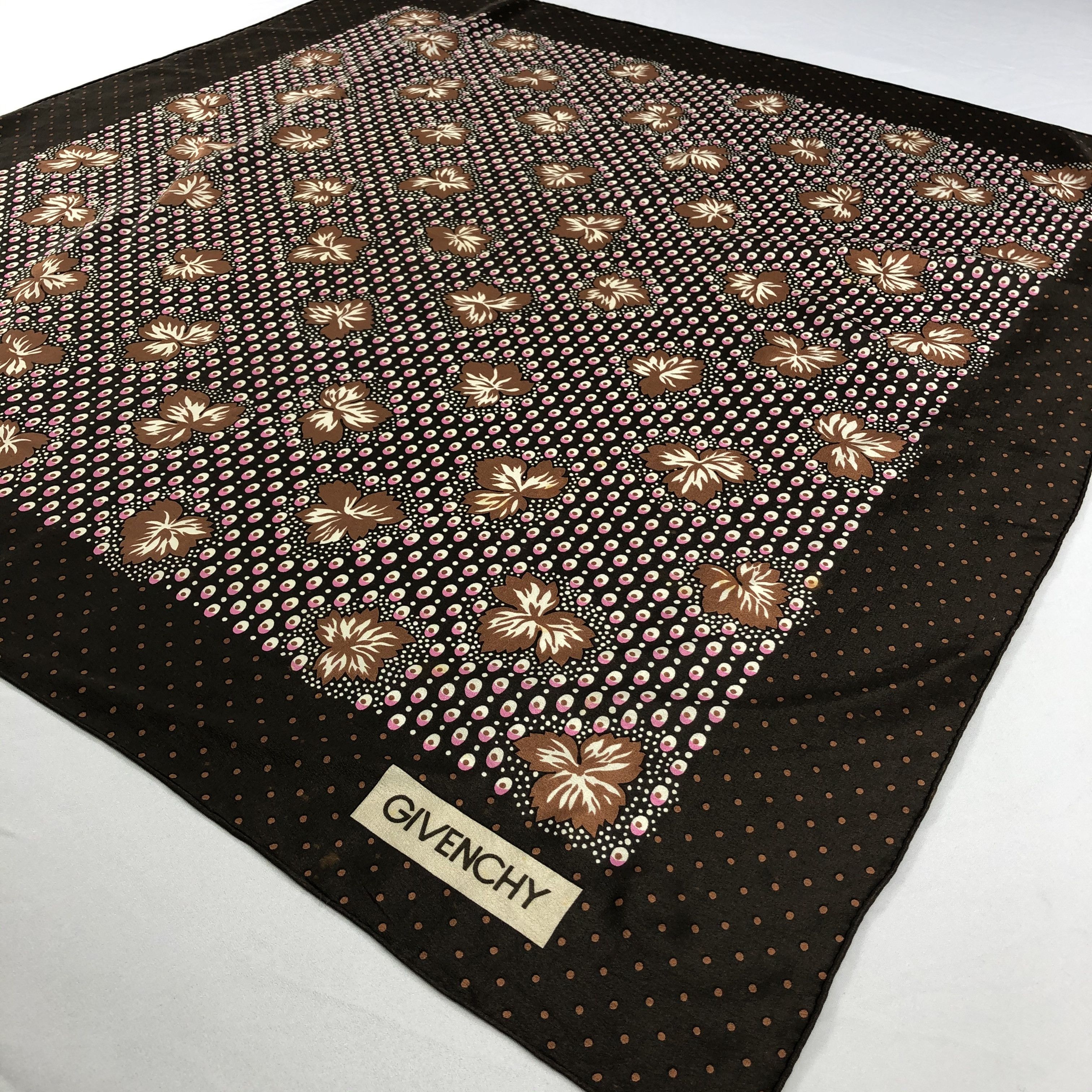 Vintage Vintage Givenchy Silk Scarf Size ONE SIZE - 3 Thumbnail