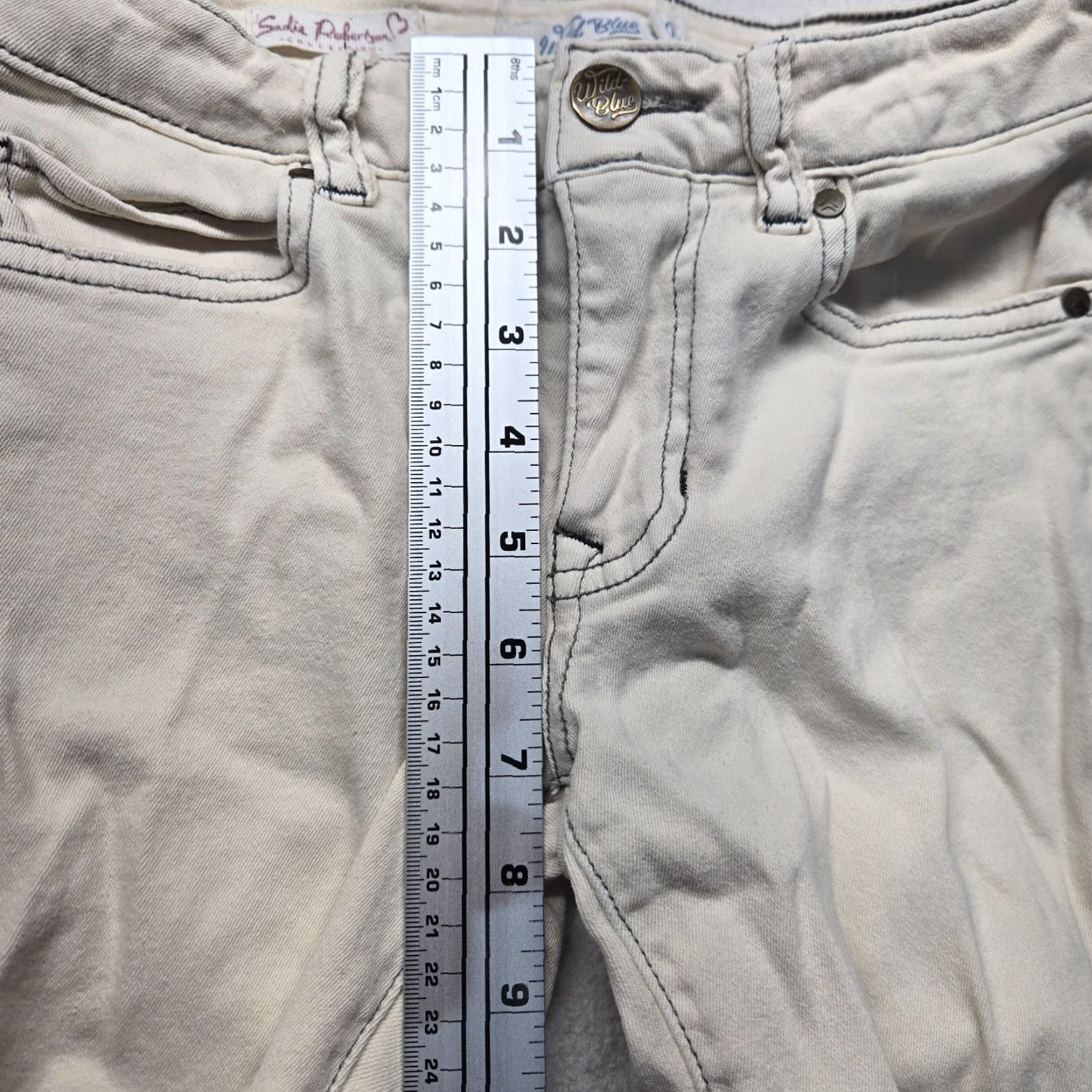Vintage Wild Blue Jegging Pants Womens 0 Ivory Denim Skinny Low Rise Adult 0 Jeans 27 Inseam 29 Waist Shaping 31 Hips Size 25" / US 0 / IT 36 - 7 Thumbnail