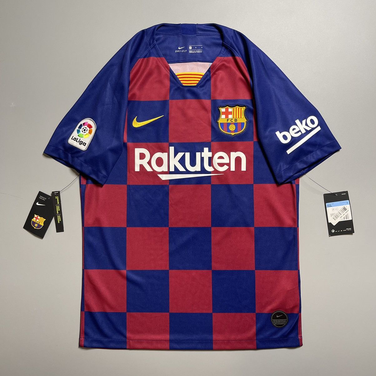 Nike × Vintage NWT BARCELONA NIKE 2019/2020 FOOTBALL HOME JERSEY #10 MESSI Size US M / EU 48-50 / 2 - 2 Thumbnail