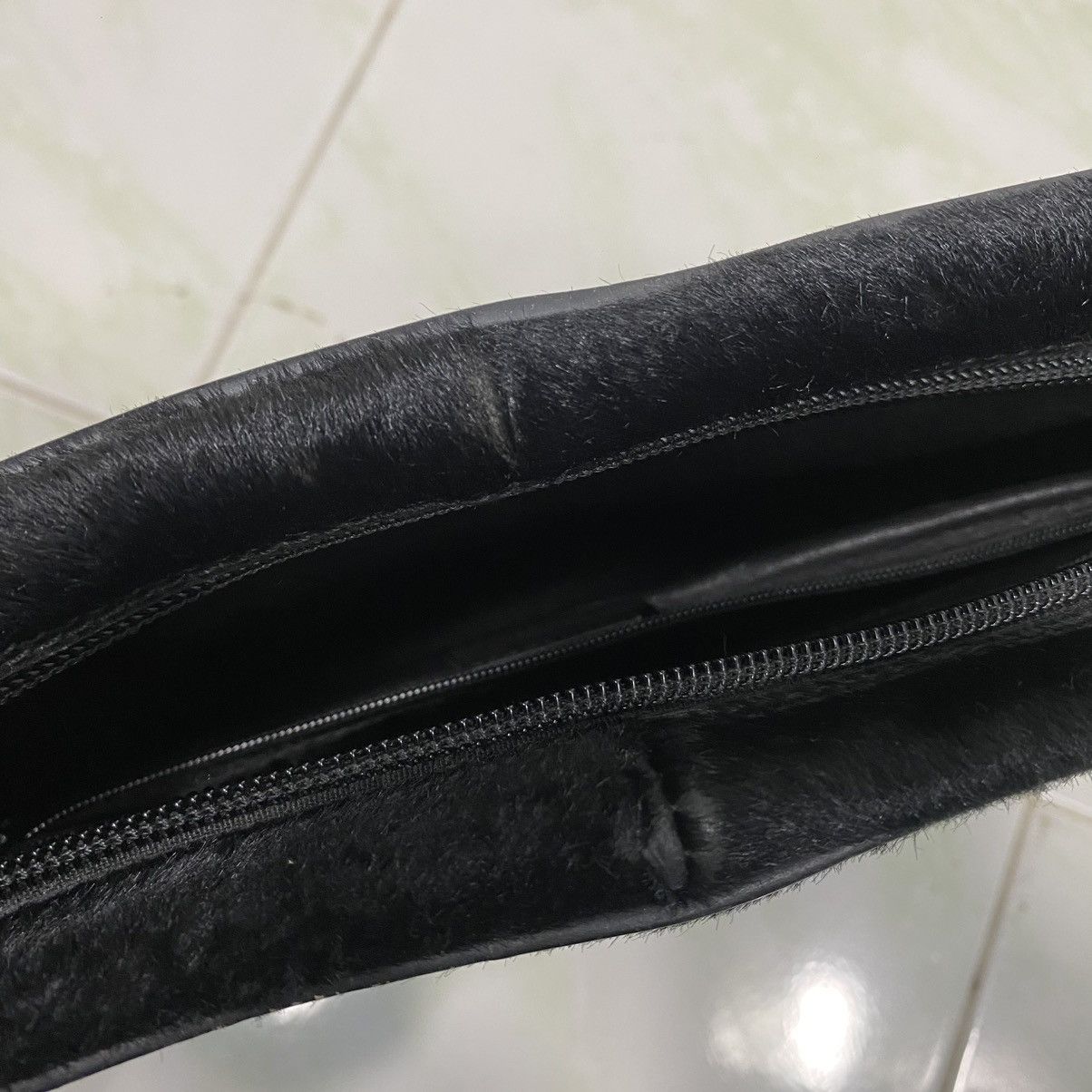 Gucci 🔥VINTAGE GUCCI PONY FUR CROSSBODY BAG Size ONE SIZE - 20 Thumbnail