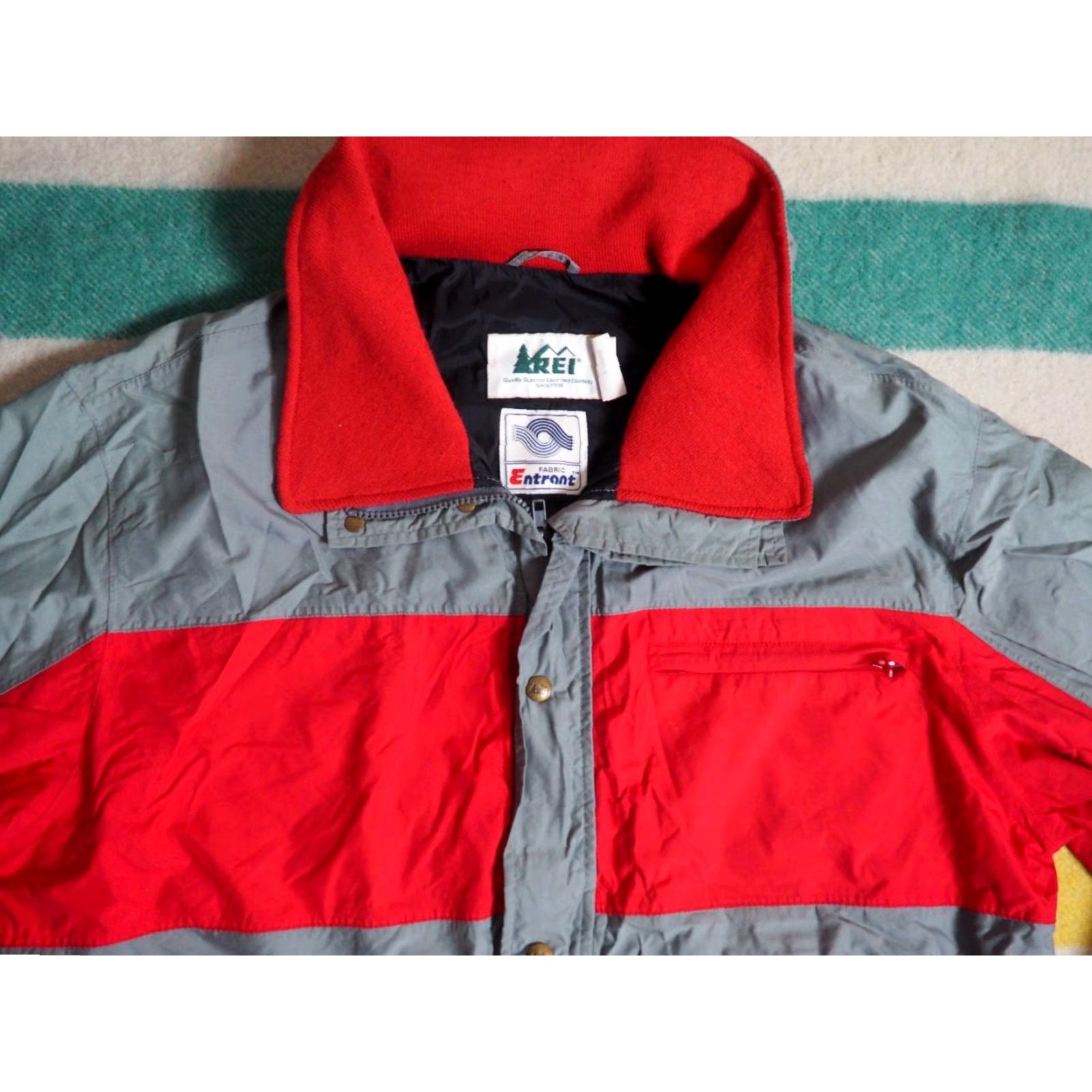 Vintage VINTAGE REI Windbreaker Jacket Mens XL Nylon Gray 80s 70s Zip Full Zip Lightweight Hiking Windbreaker Outer Shell Size US XL / EU 56 / 4 - 3 Thumbnail