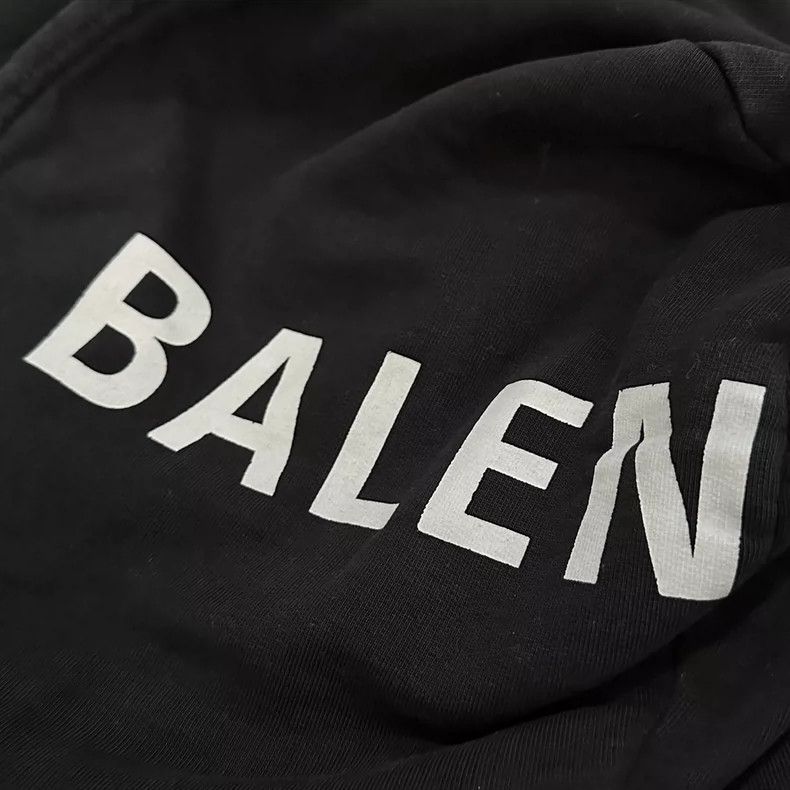 Balenciaga Balenciaga Leisure and comfortable hooded sweater Size XS / US 0-2 / IT 36-38 - 3 Thumbnail