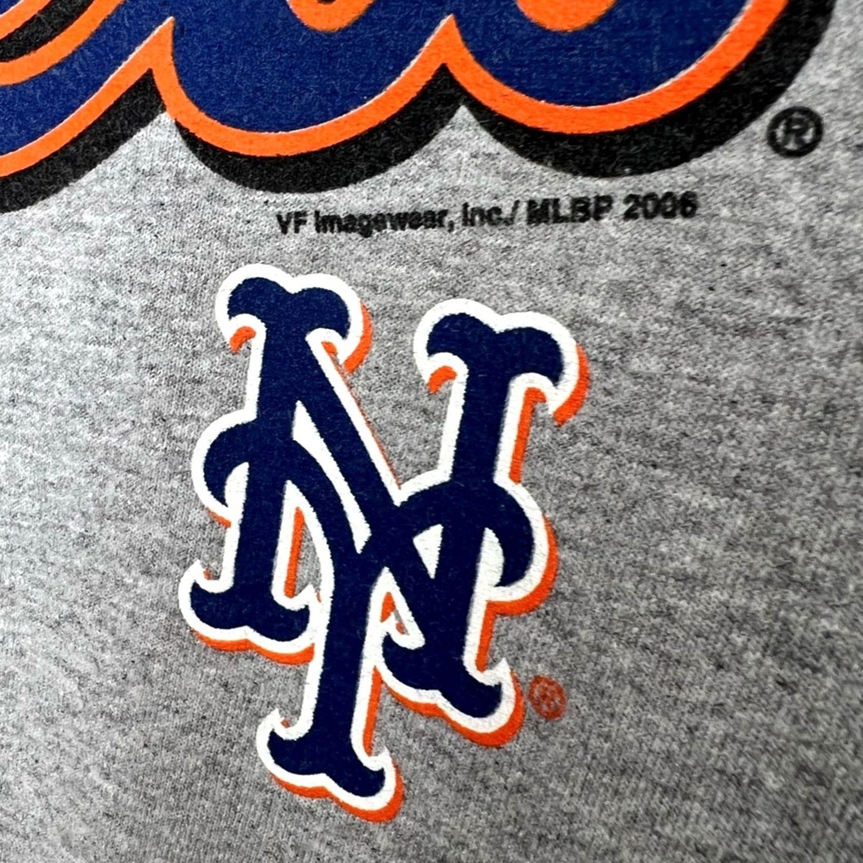 Lee VINTAGE Mets Lee Sport Grey Short Sleeve Men's M 90s Y2K Baseball Shirt Mens MLB NY Mets Size US 31 - 3 Thumbnail
