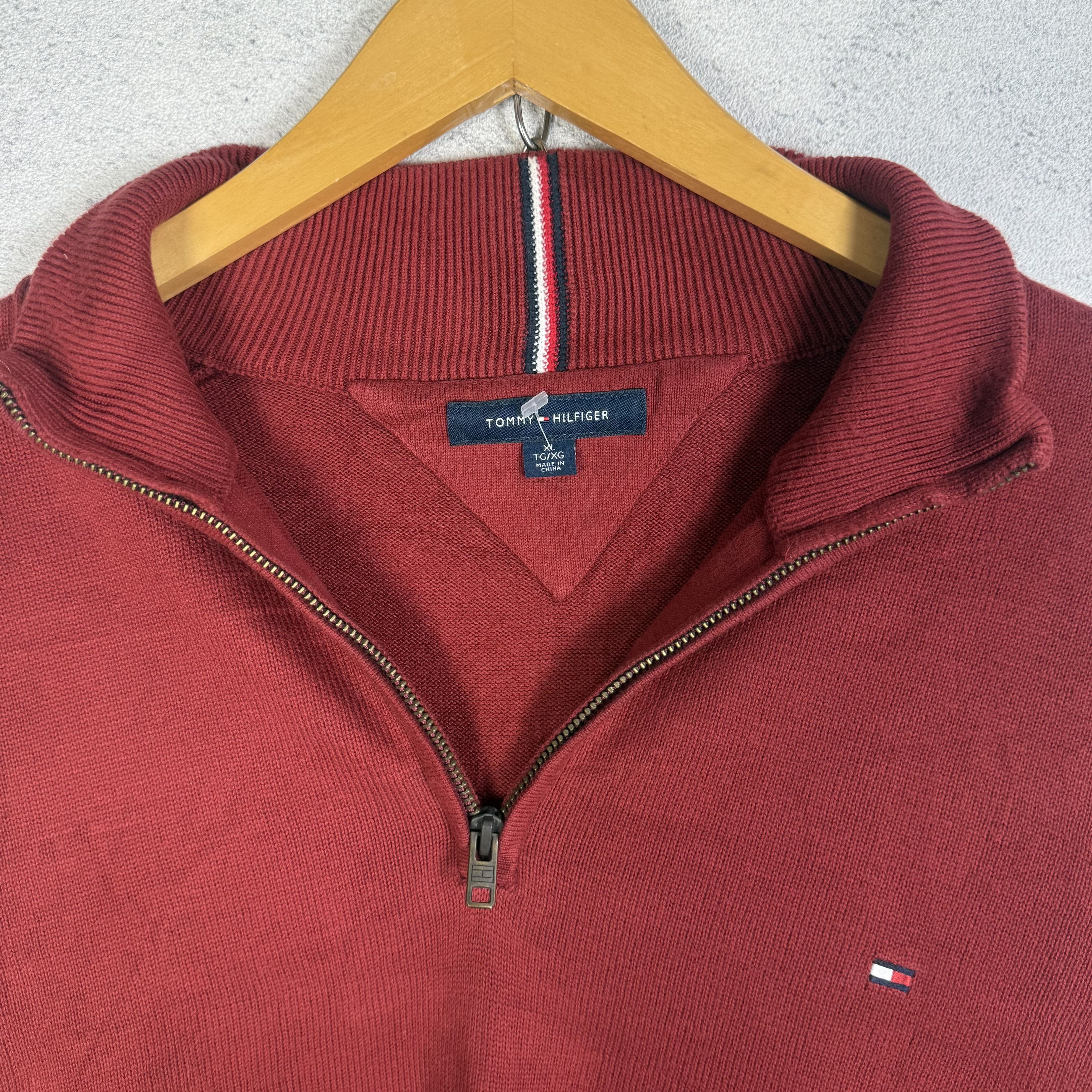 Tommy Hilfiger Tommy Hilfiger Half Zip Knit Sweater Size US XL / EU 56 / 4 - 3 Thumbnail
