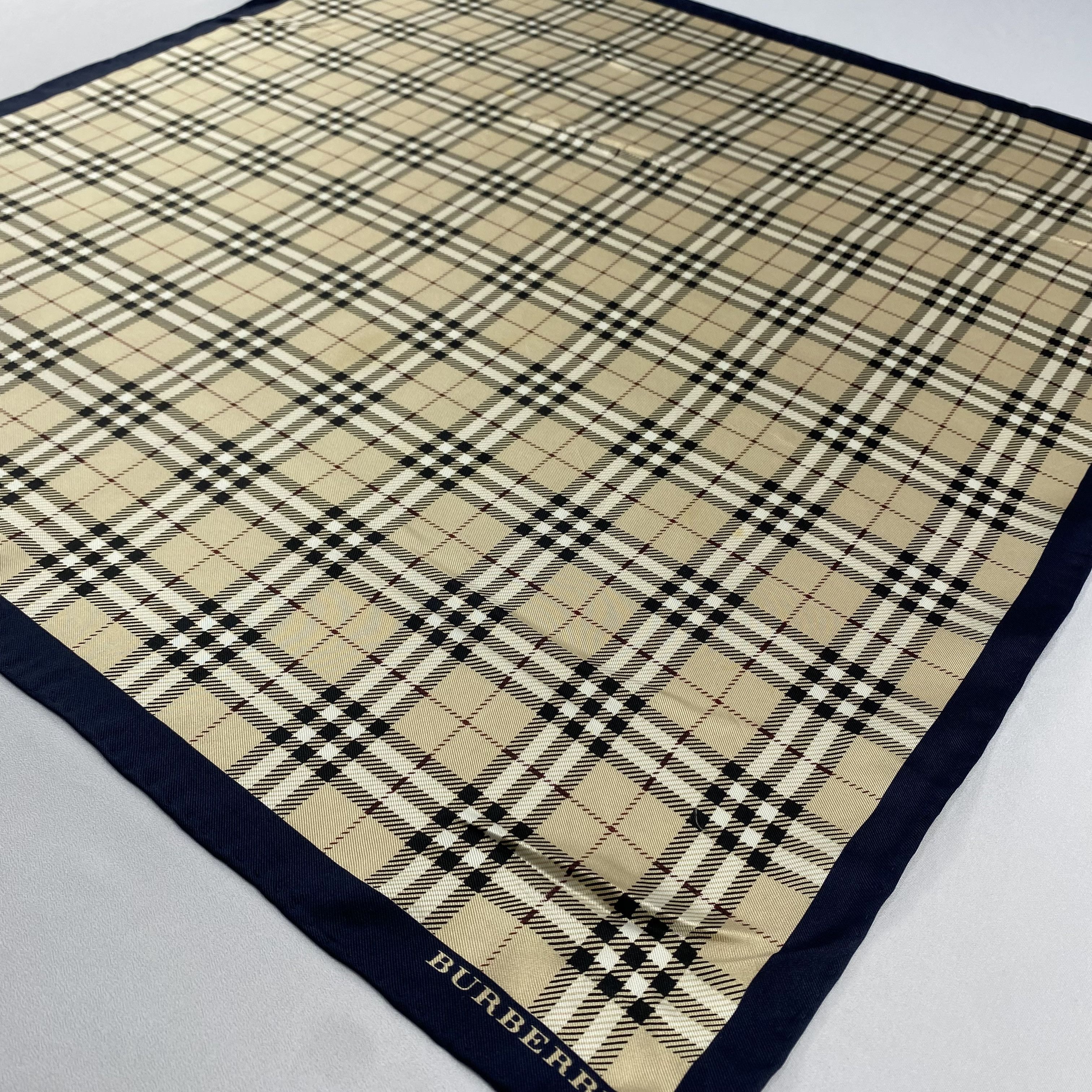 Burberry Burberry Handkerchief / Bandana / Neckerchief C850 Size ONE SIZE - 4 Thumbnail