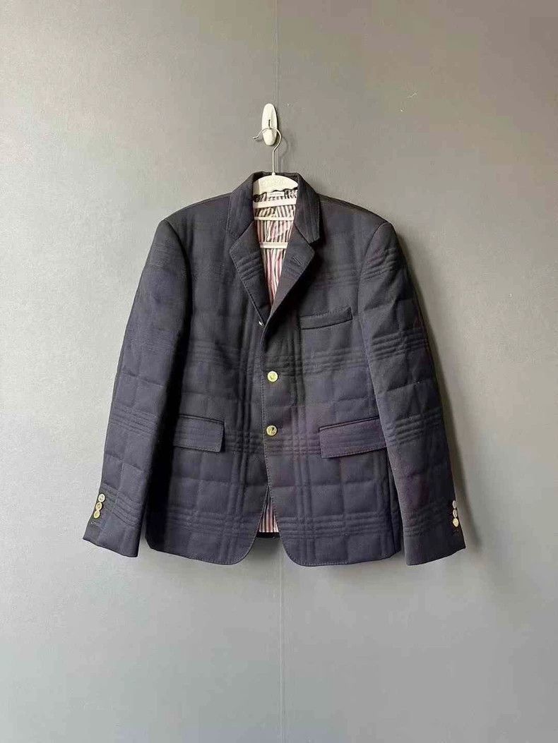 Thom Browne Thom Browne size1 Feathered gold button suit Size 38S - 1 Thumbnail