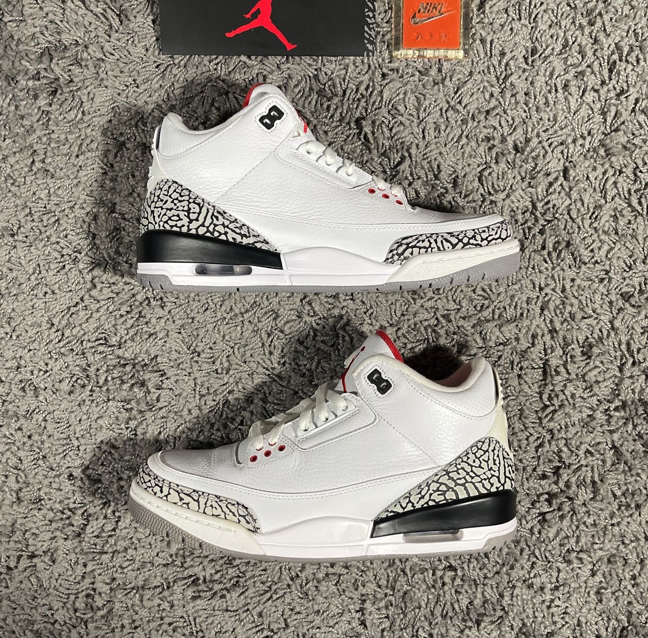 Jordan Brand 2013 Jordan 3 White Cement 88 Dunk Contest Size US 8.5 / EU 41-42 - 2 Thumbnail