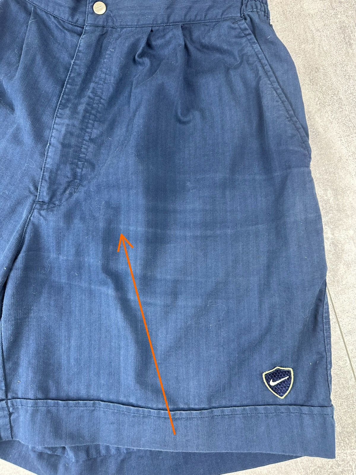 Nike Nike Golf Vintage Retro Small Swoosh Logo Short Size US 34 / EU 50 - 5 Thumbnail