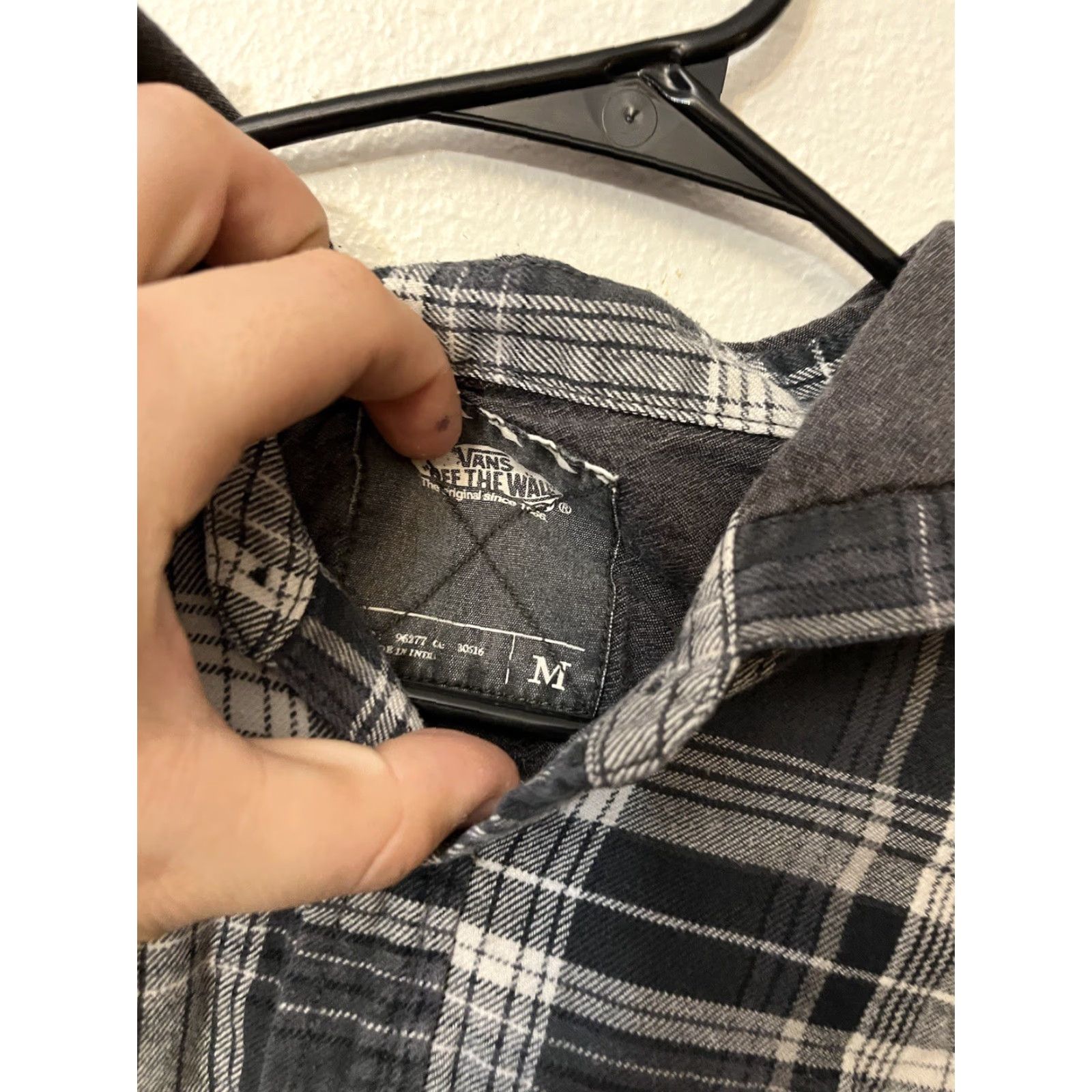 Vans VANS Mens Hoodie Pullover Blue Plaid Long Sleeve Button Up Size Medium Winter Size US M / EU 48-50 / 2 - 3 Thumbnail