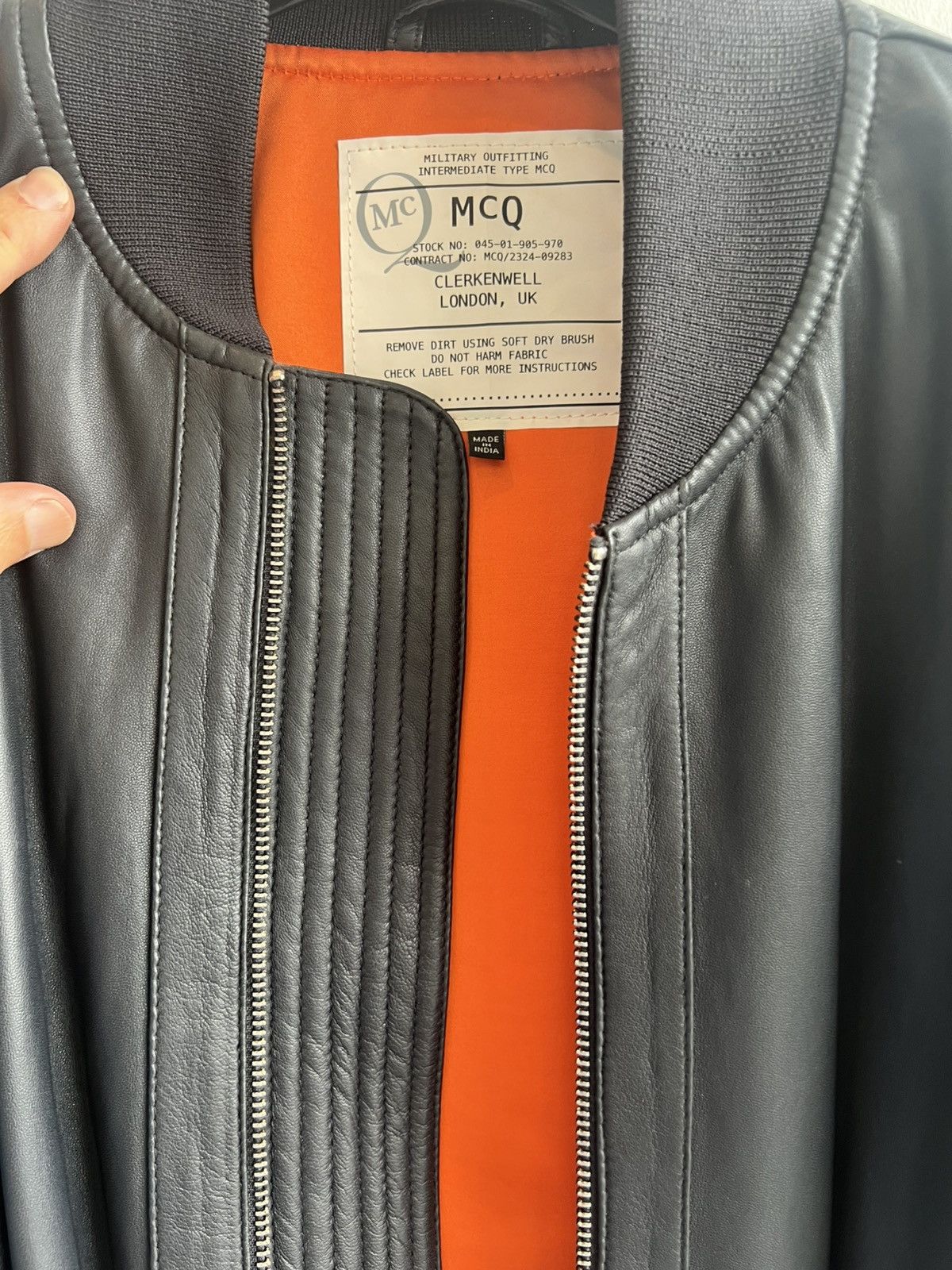 Alexander McQueen Pure leather, navy blue Alexander McQueen bomber jacket Size US M / EU 48-50 / 2 - 4 Thumbnail