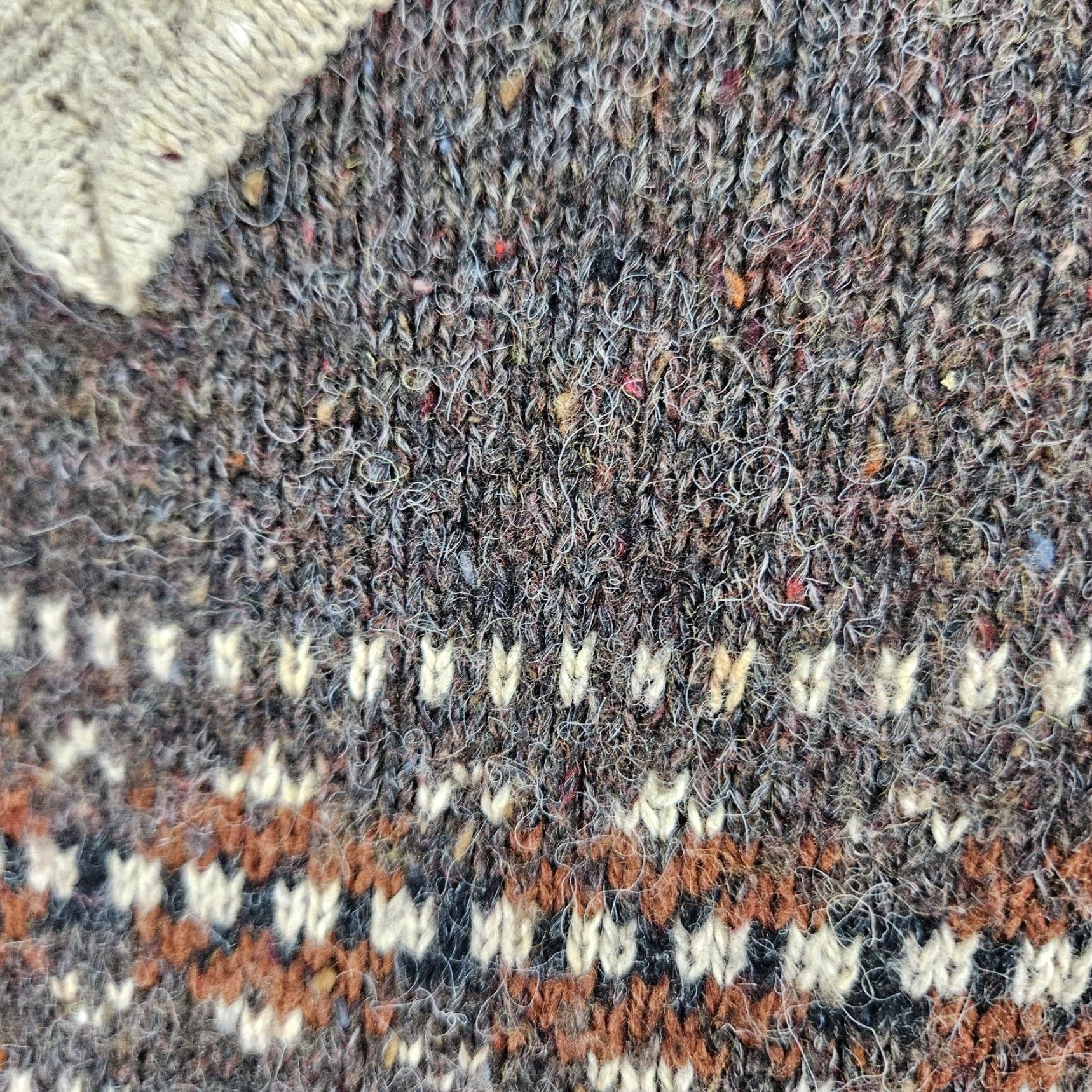Vintage VINTAGE Arizona Jean Co Brown Wool Blend Knit Fair Isle Pullover V Neck Sweater M Mens Pullover Knit Wool Fair Isle Brown M Size US M / EU 48-50 / 2 - 4 Thumbnail