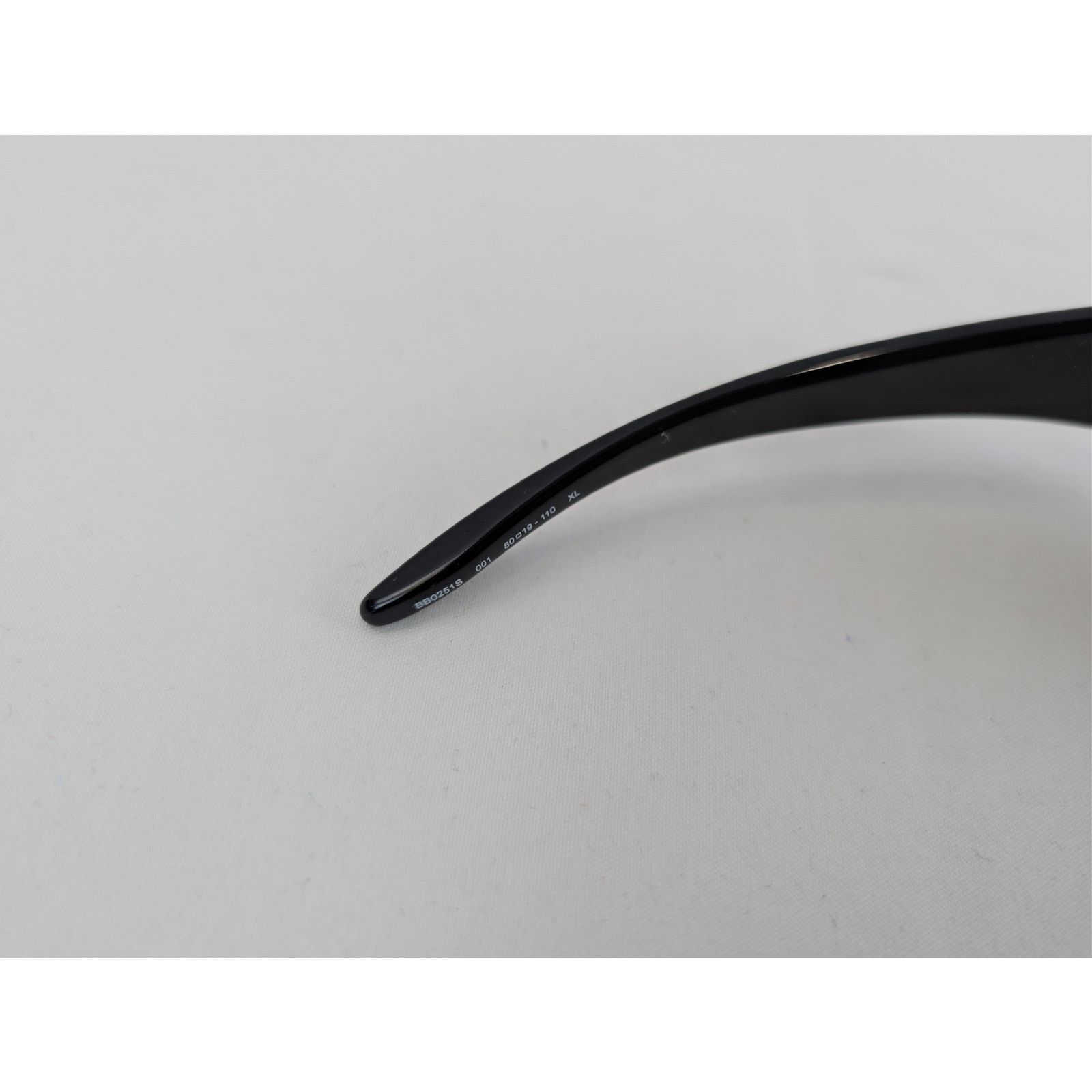 Balenciaga o1rshd1 Size: OS / Skin Cat Sunglasses in Black Size ONE SIZE - 12 Thumbnail