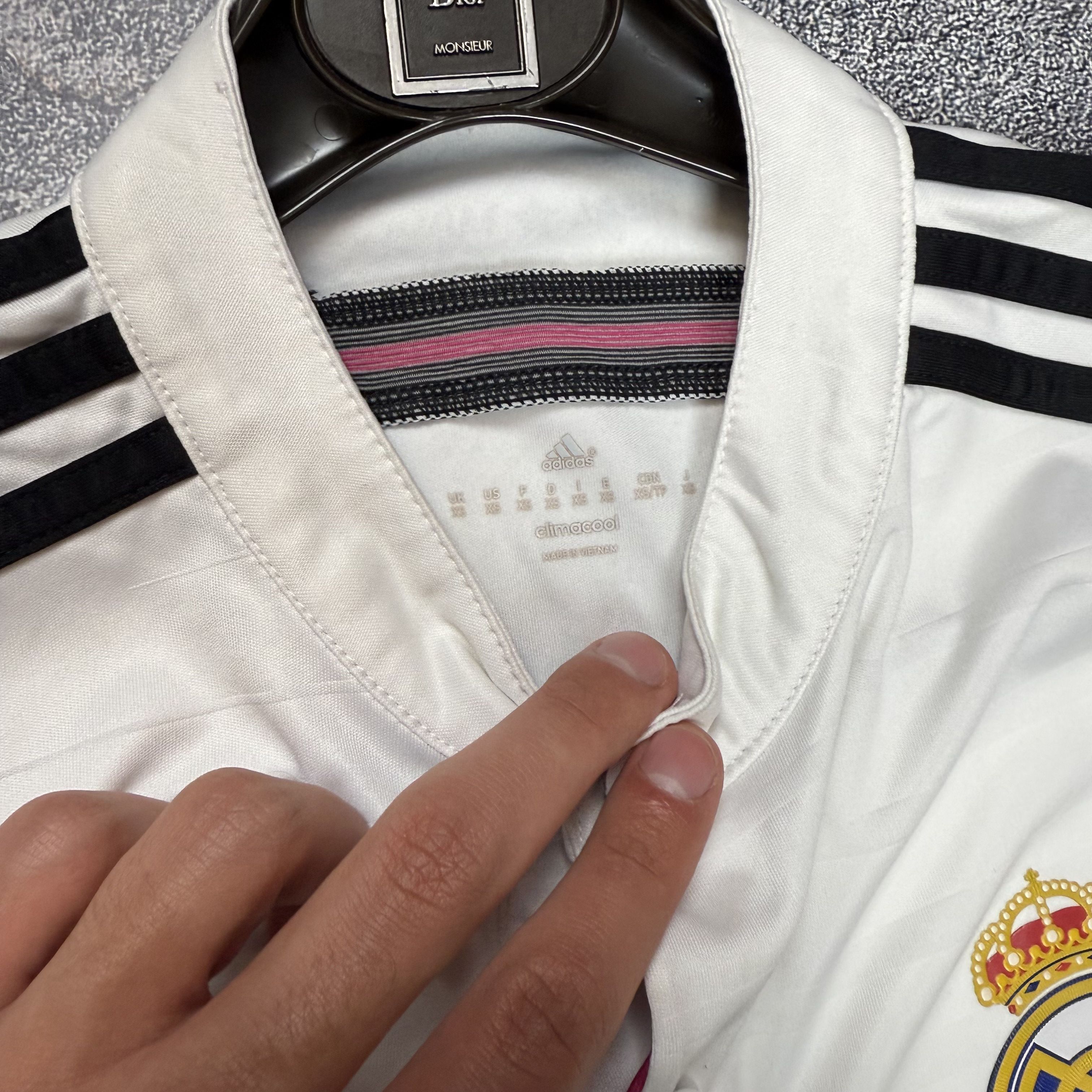 Adidas Adidas REAL MADRID 2014 2015 HOME SHIRT SOCCER Jersey Size US XS / EU 42 / 0 - 4 Thumbnail