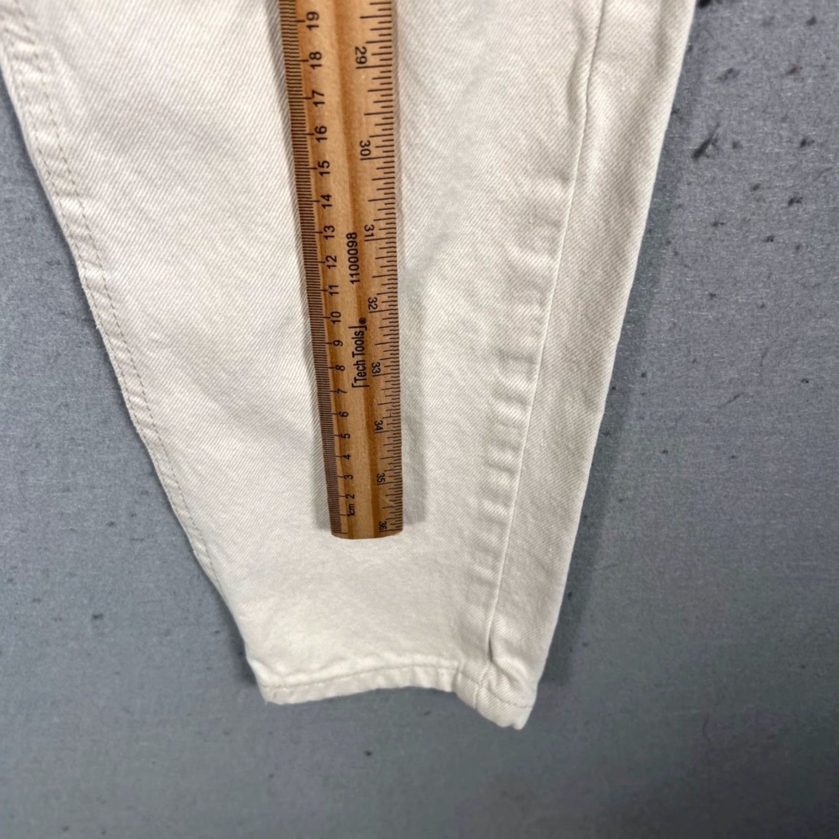 Lee Lee Womens Jeans 24 White Denim Straight 5-Pocket High Rise Vintage No (Adults) Size 42" / US 20 - 6 Thumbnail