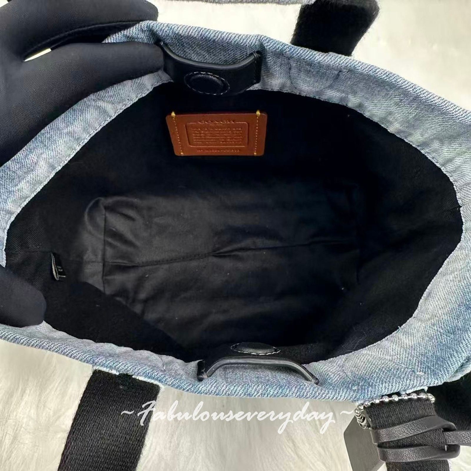 Coach COACH Mini Tour Tote xbody Loved Denim Silver/Light Indigo Size ONE SIZE - 9 Thumbnail