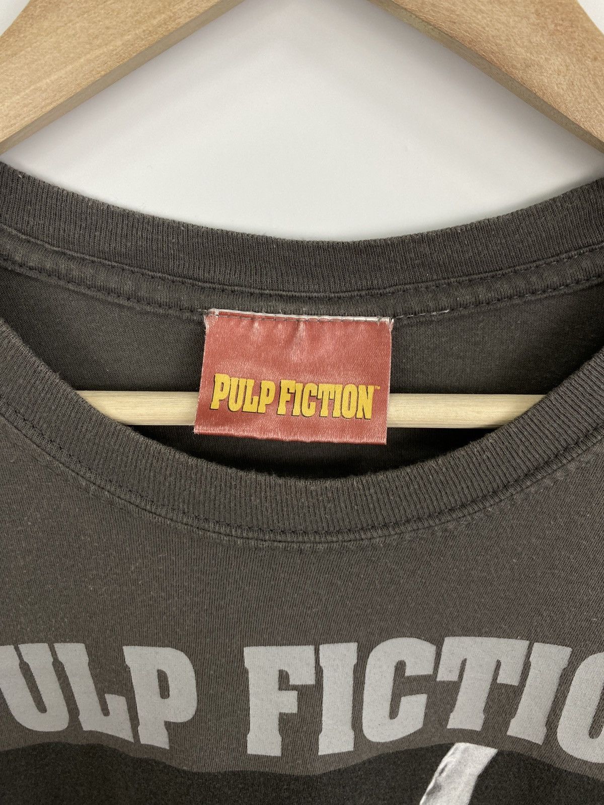Grailed × Vintage 🎥 Vintage Y2K Pulp Fiction Film T-Shirt Rare Retro Hype Size US M / EU 48-50 / 2 - 5 Thumbnail