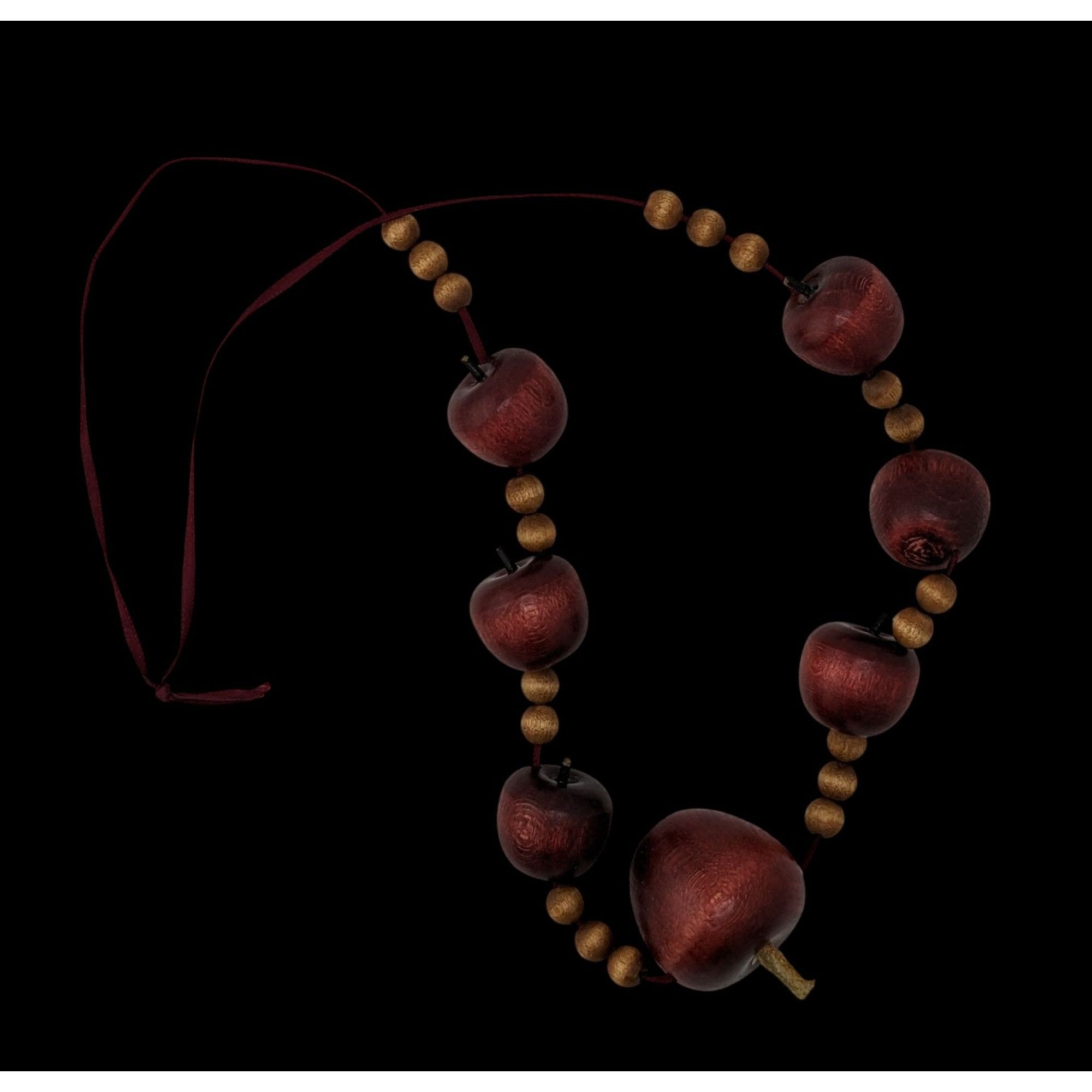 Other Vintage Cottagecore Wooden Apple Beaded Necklace Size ONE SIZE - 2 Thumbnail