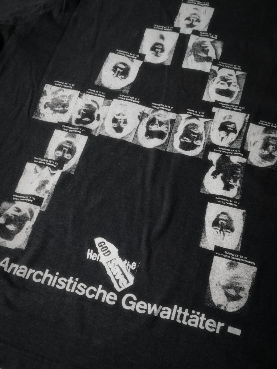 Undercover AW06 Undercover red army anarchy tee “GuruGuru” Size US M / EU 48-50 / 2 - 3 Thumbnail