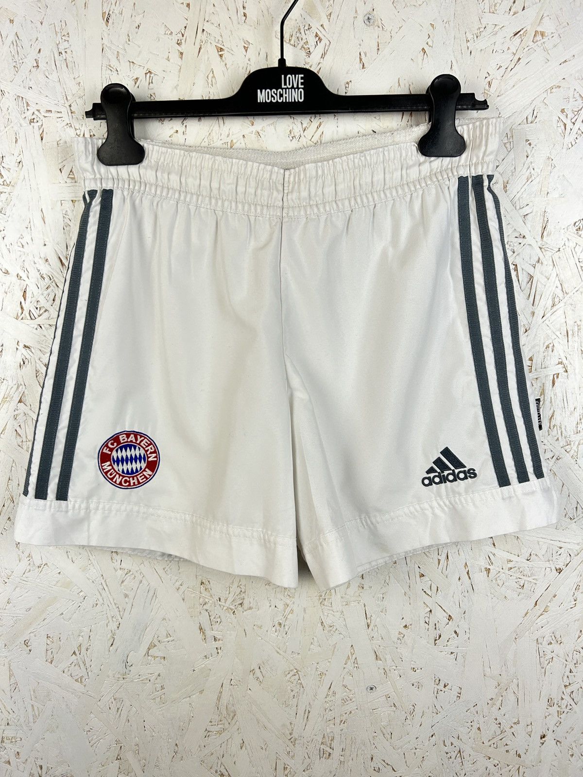 Adidas Vintage Adidas Fc Bayern Munchen 2002/03/04 Away Kit Shorts Size US 28 / EU 44 - 1 Thumbnail