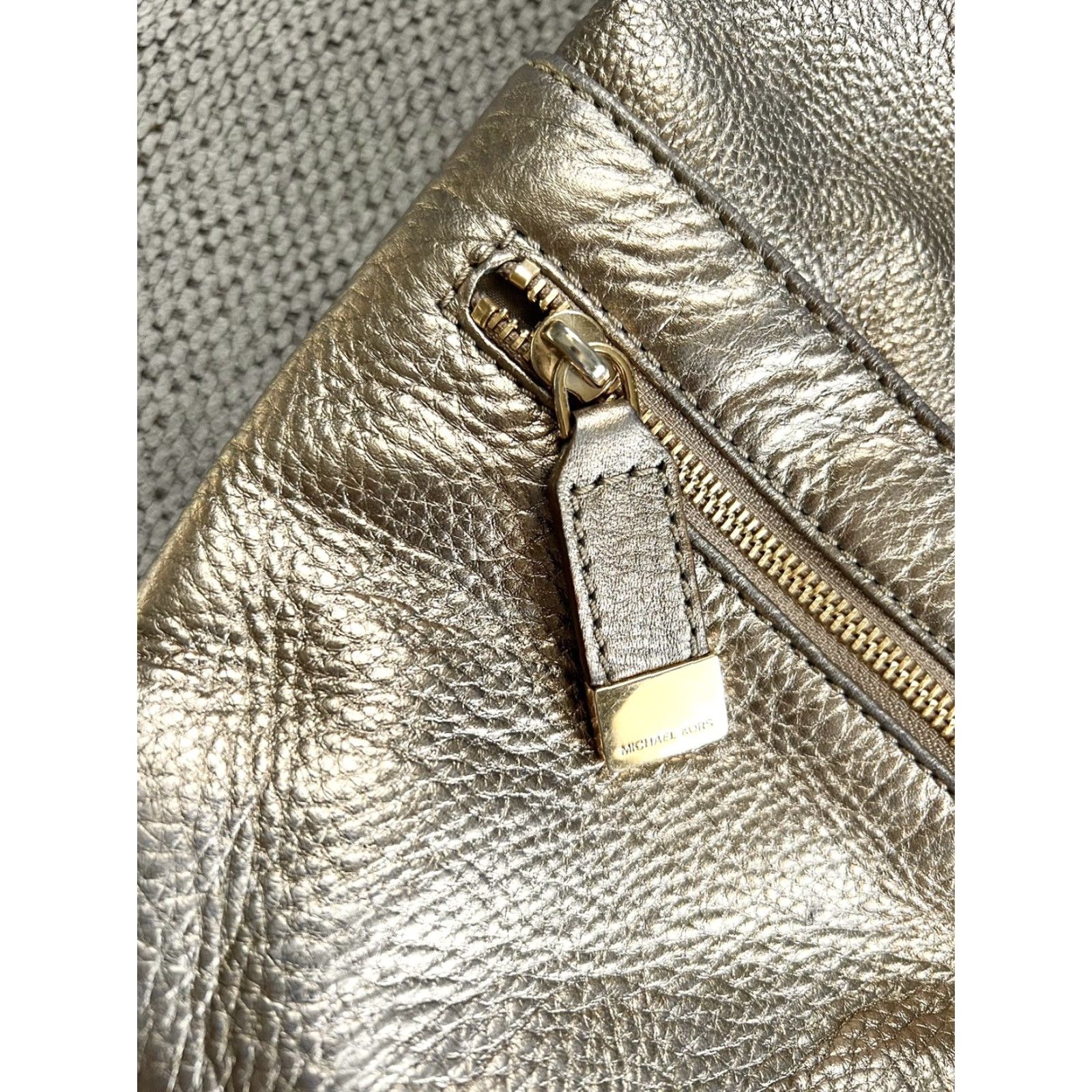 Michael Kors MICHAEL KORS Layton Gold Leather Bag Purse Hobo Women's Size ONE SIZE - 4 Thumbnail