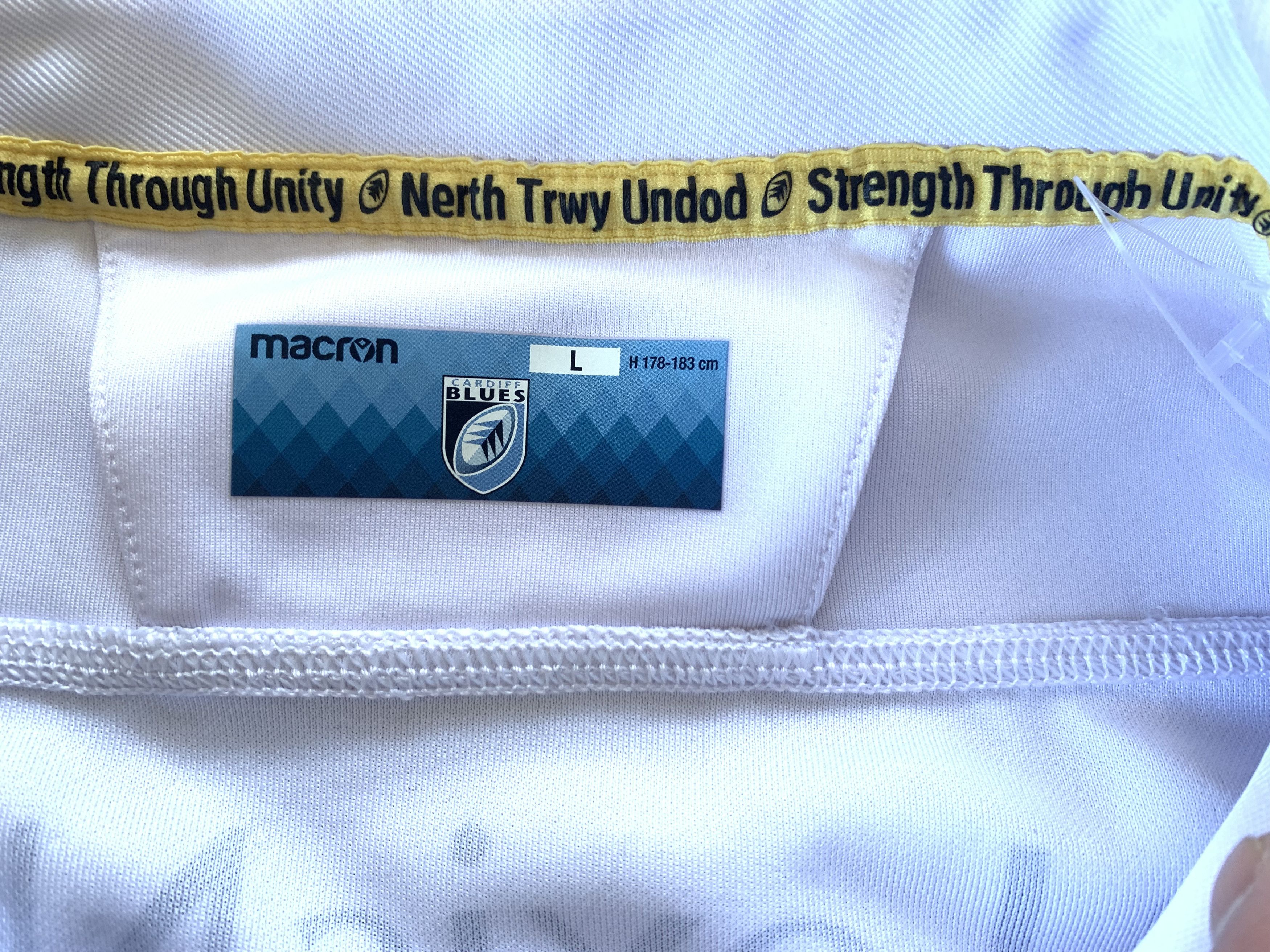 Macron Cardiff Blues Macron Rugby Kit Top Jersey Size US L / EU 52-54 / 3 - 8 Thumbnail
