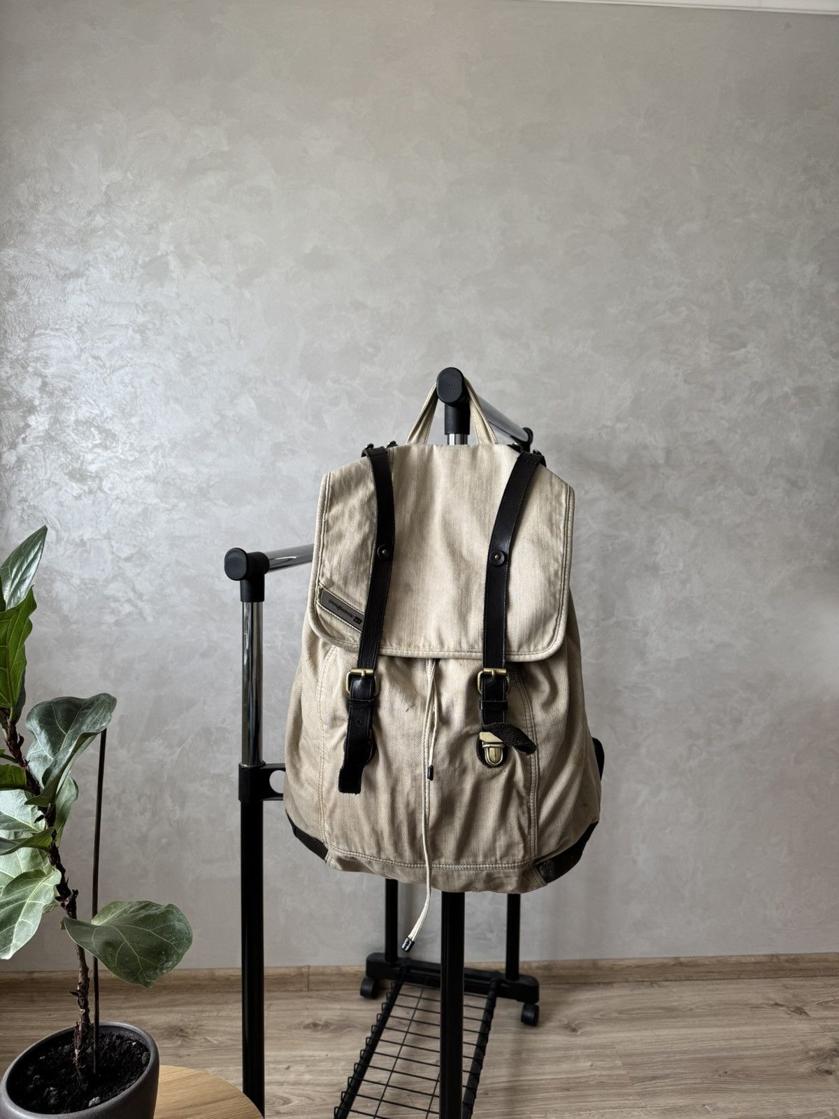 Diesel Vintage Y2K Diesel Japanese Style Beige Leather Backpack Bag Size ONE SIZE - 1 Thumbnail