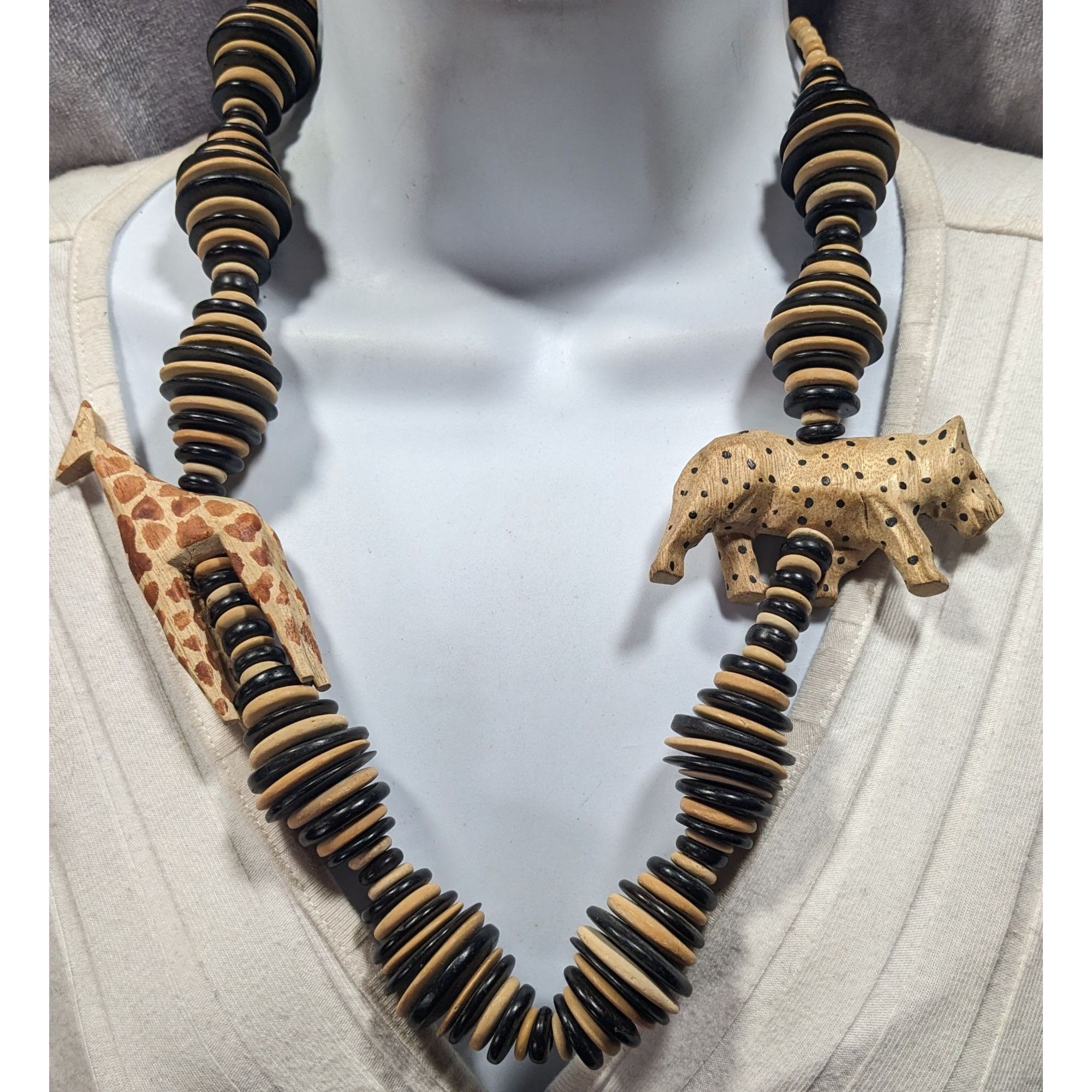 Other Vintage Hand Carved Safari Themed Wooden Necklace Size ONE SIZE - 2 Thumbnail