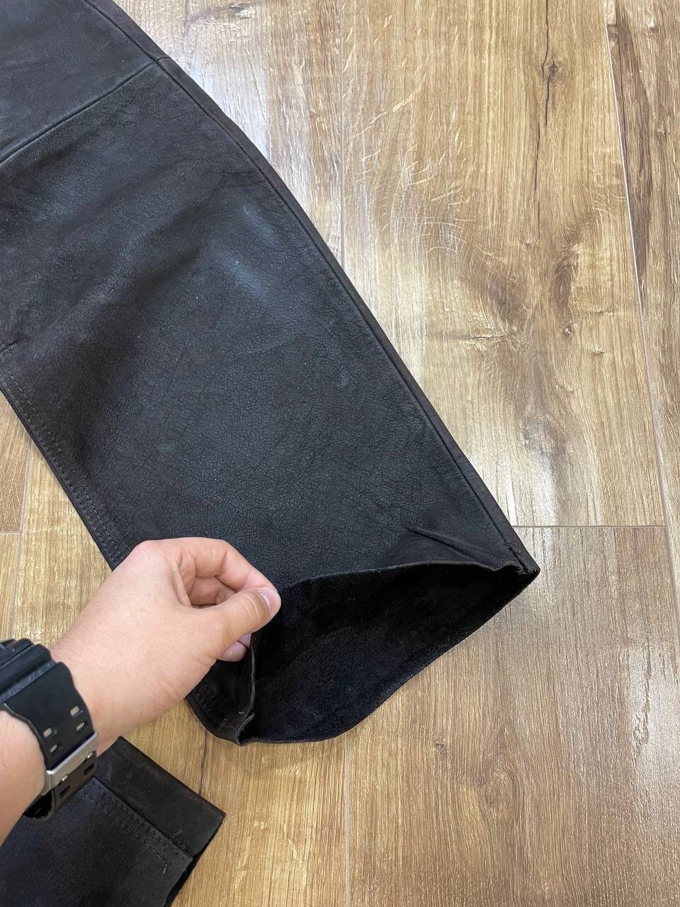 Genuine Leather × Vintage Vintage 90’s Y2K Style Classic Casual Black Leather Pants Size US 36 / EU 52 - 5 Thumbnail