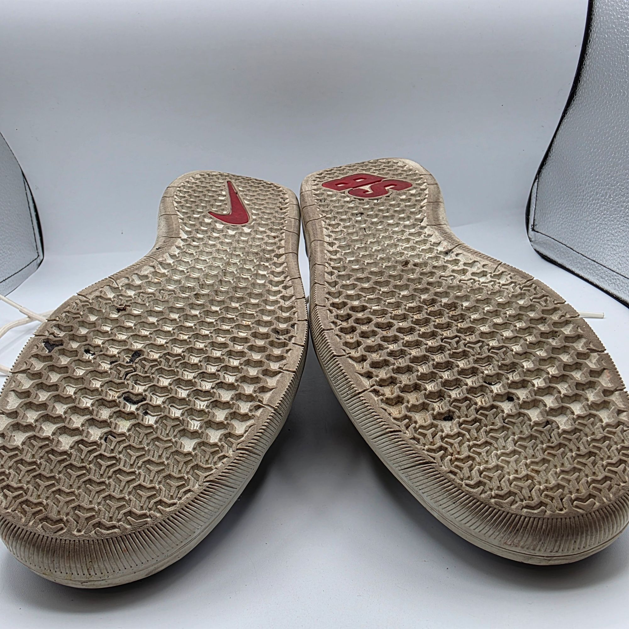 Nike Nike SB Nyjah Free 2.0 Olympic White Mens Size 11.5 Sneaker Size US 11.5 / EU 44-45 - 13 Thumbnail
