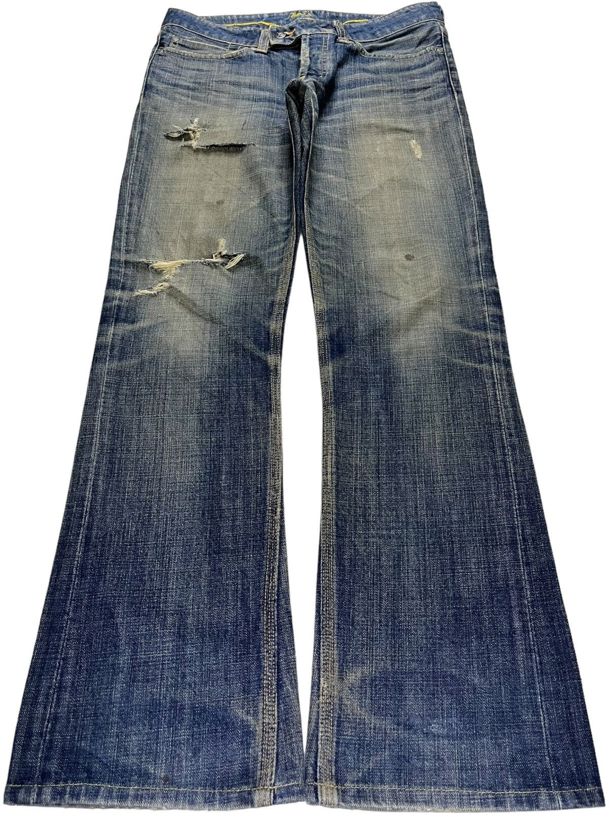 Japanese Brand Vintage Japanese Brand Mud Wash Rip Distressed Flare Jeans Size US 32 / EU 48 - 1 Thumbnail